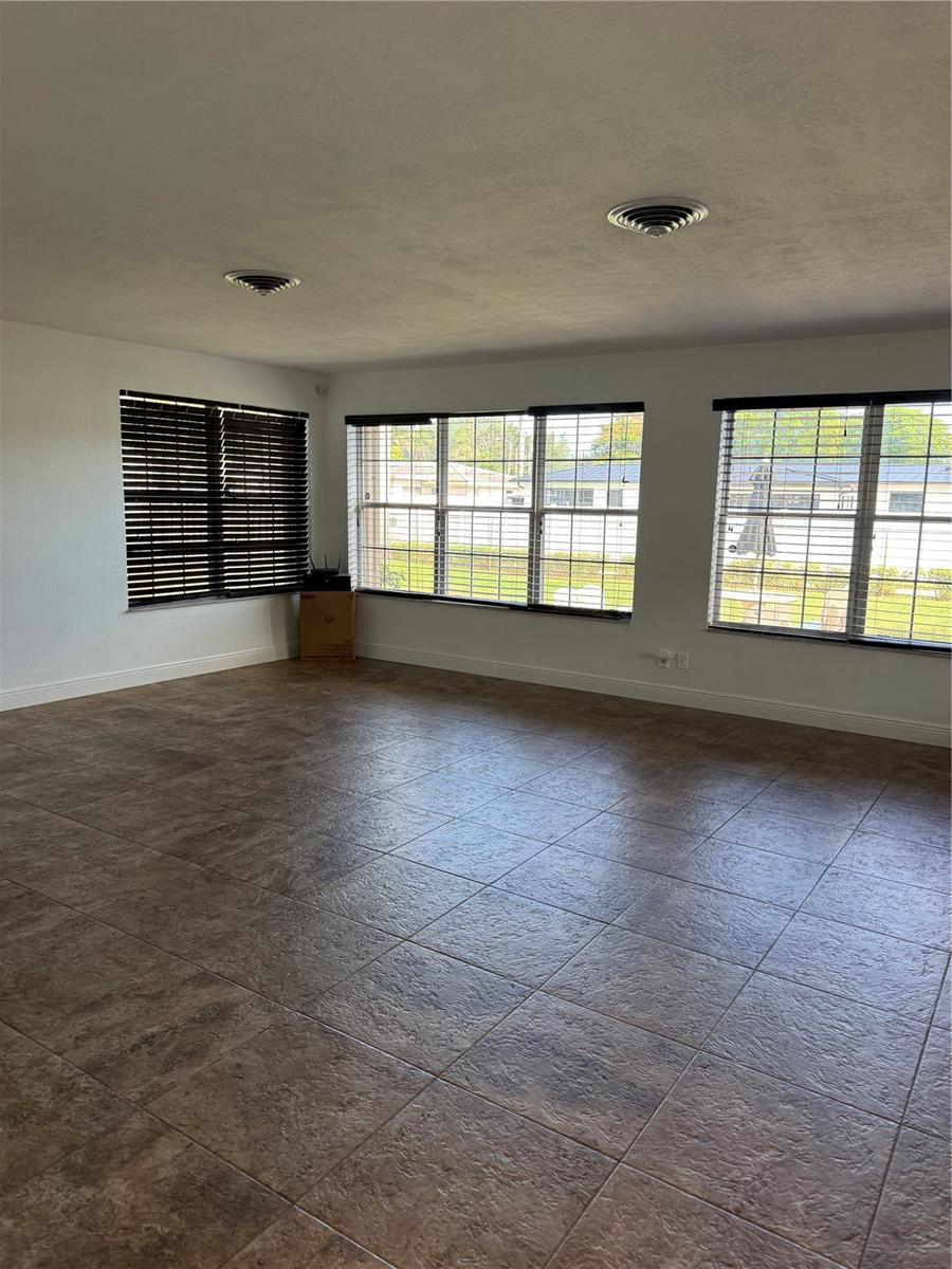 3230 Harrison St Property Photo 17