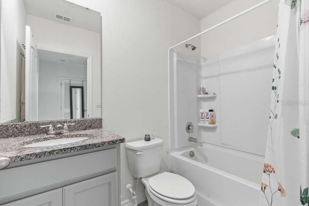 1727 Wooden St Property Photo 14