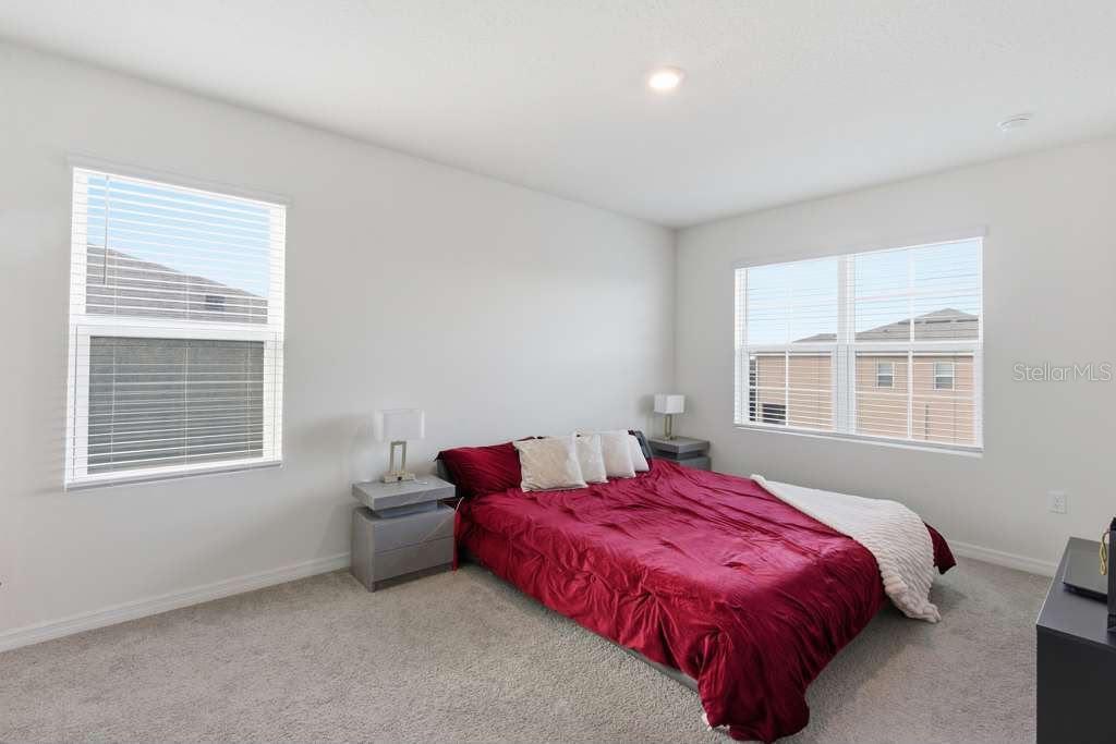 1727 Wooden St Property Photo 15