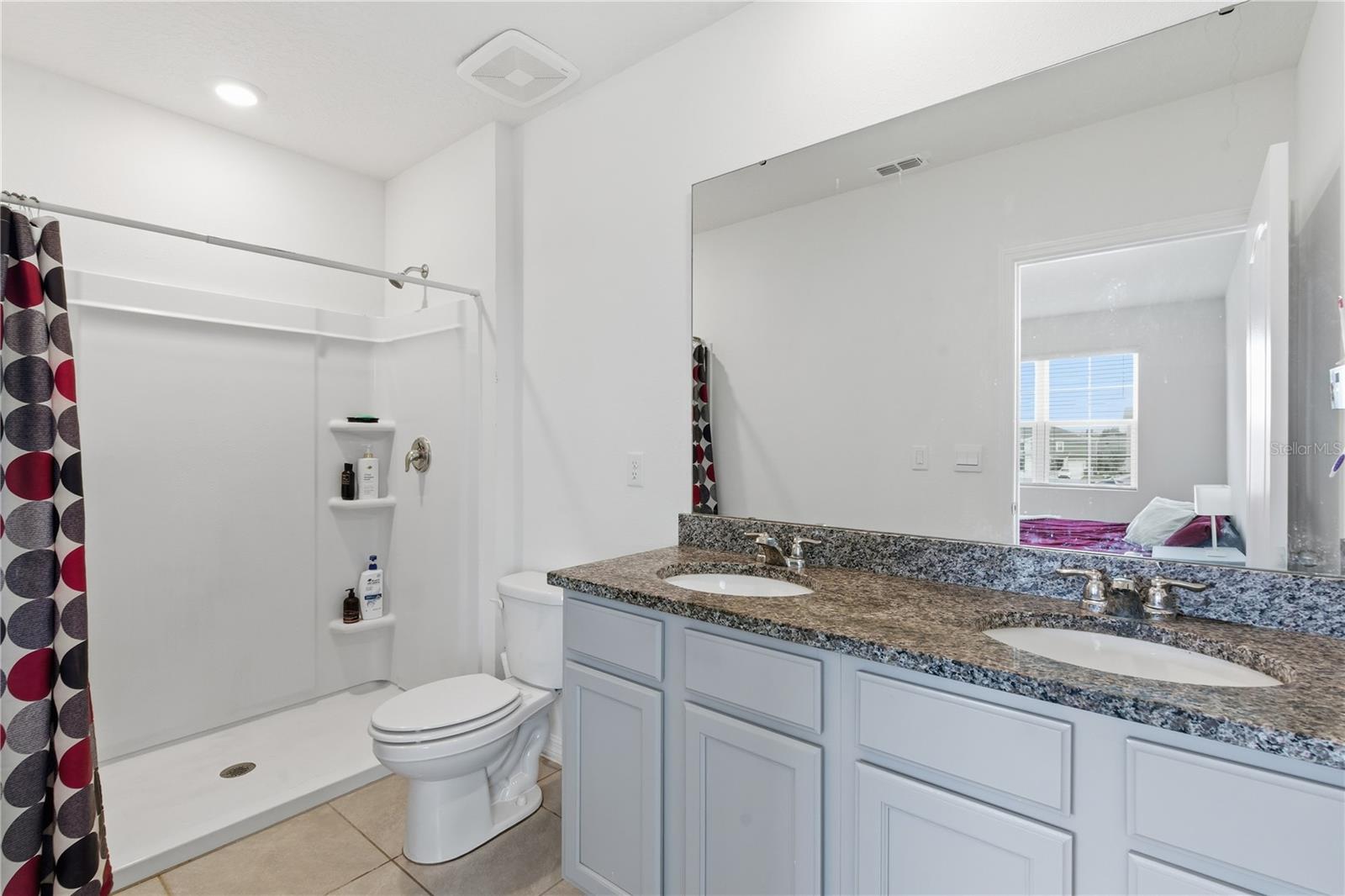 1727 Wooden St Property Photo 18