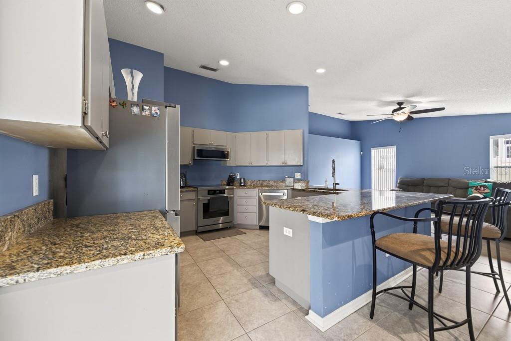 4609 Oak River Cir Property Photo 15