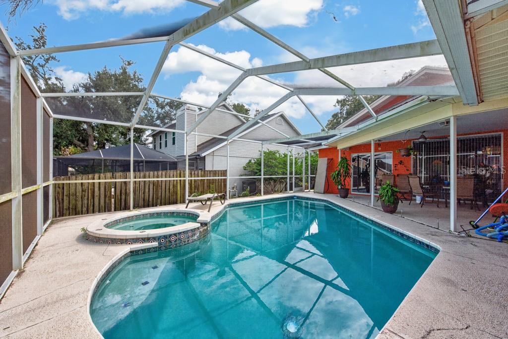 4609 Oak River Cir Property Photo 35