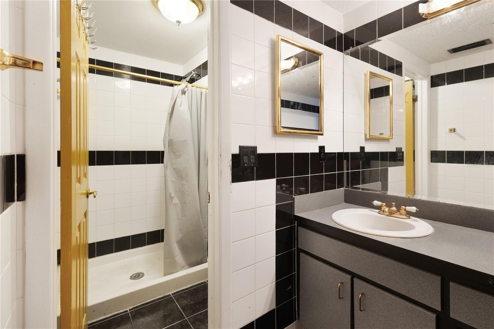 8584 Briar Grove Cir Property Photo 13