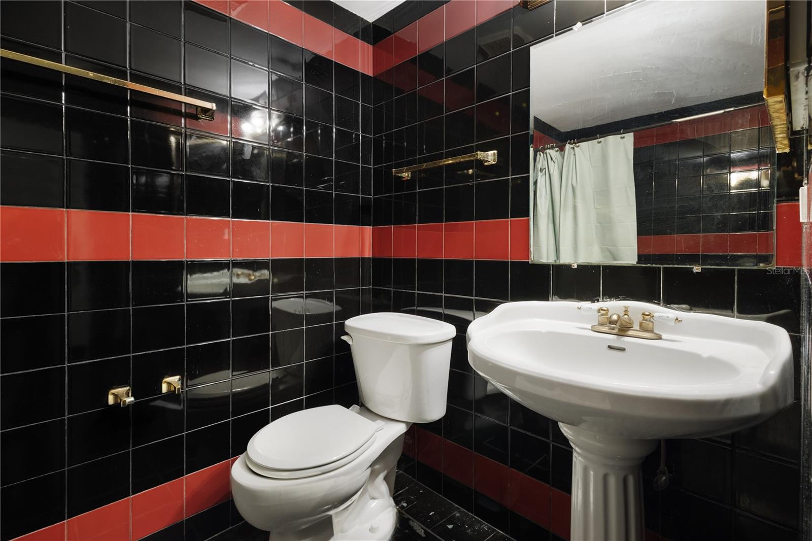 8584 Briar Grove Cir Property Photo 16