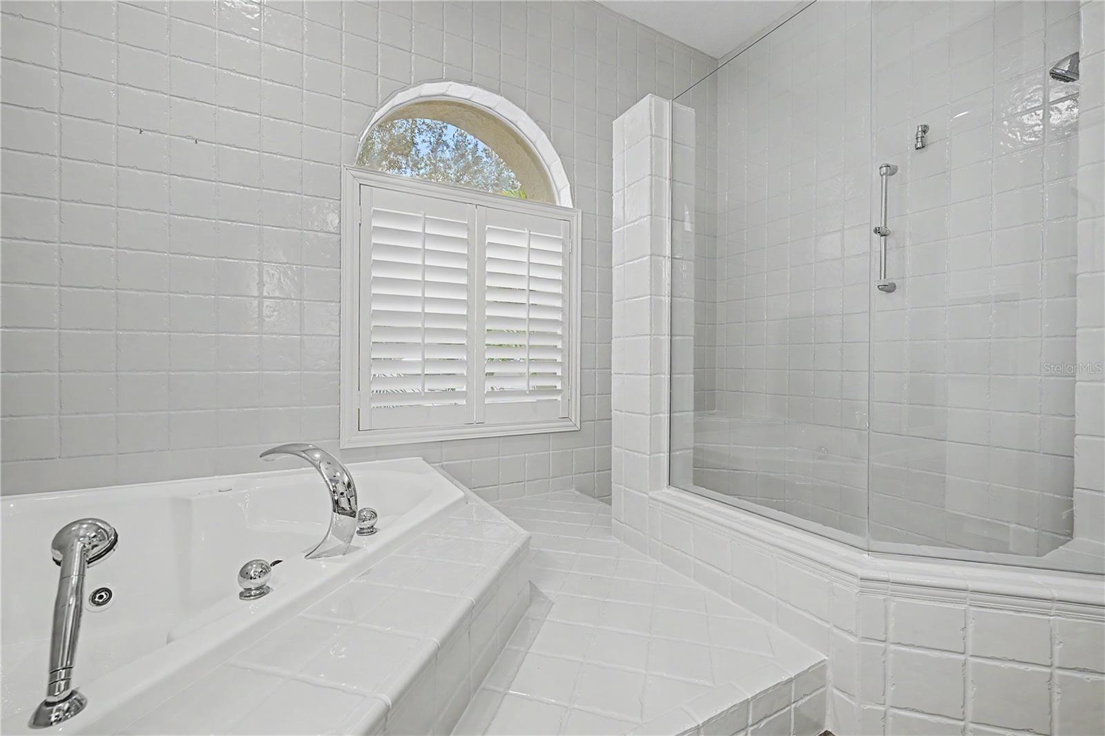 15532 Lake Grace Dr Property Photo 34