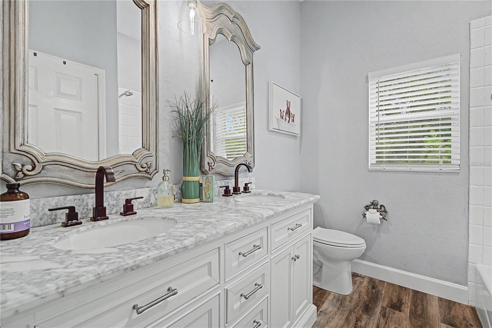 15532 Lake Grace Dr Property Photo 38