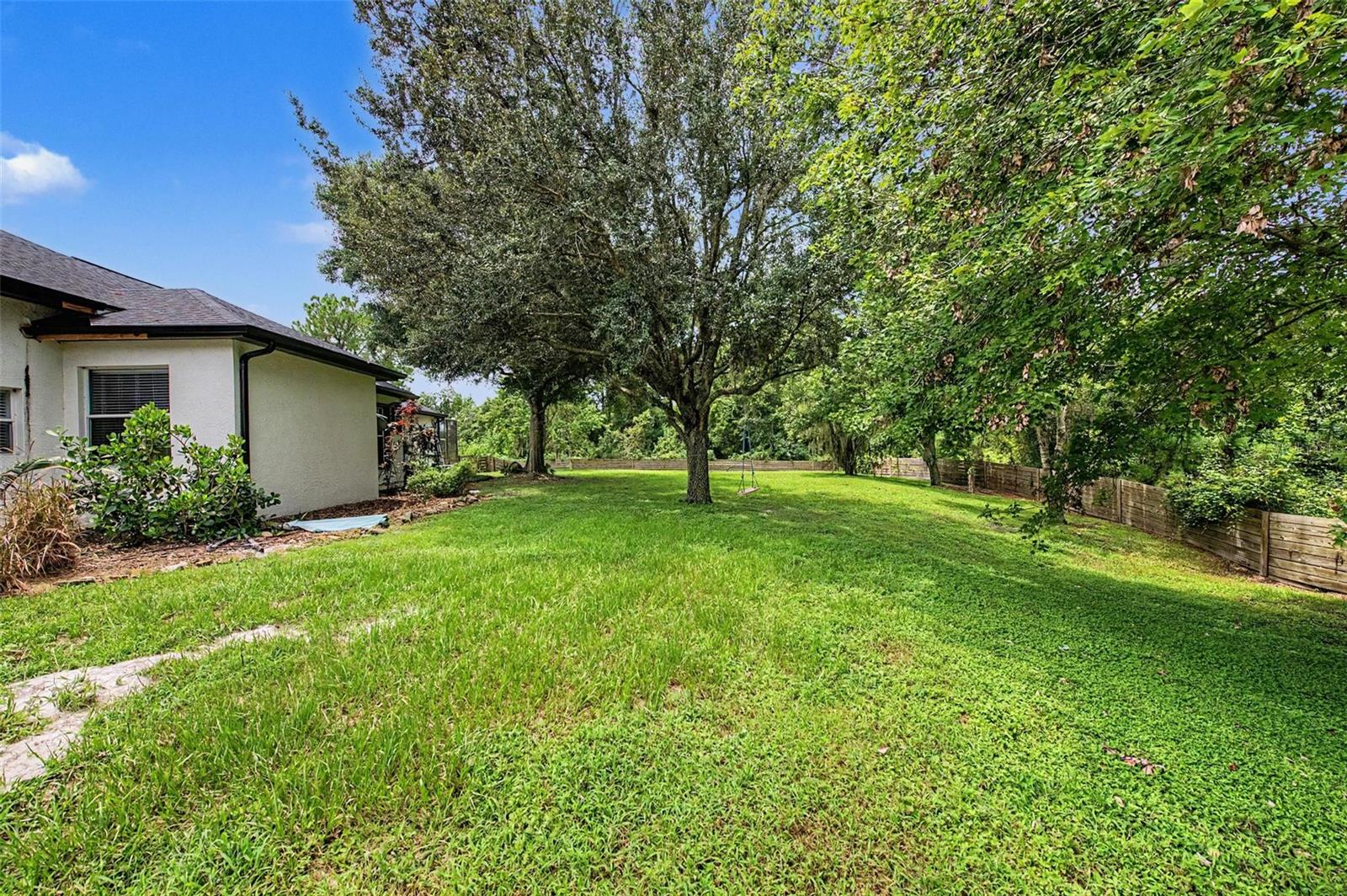 15532 Lake Grace Dr Property Photo 82