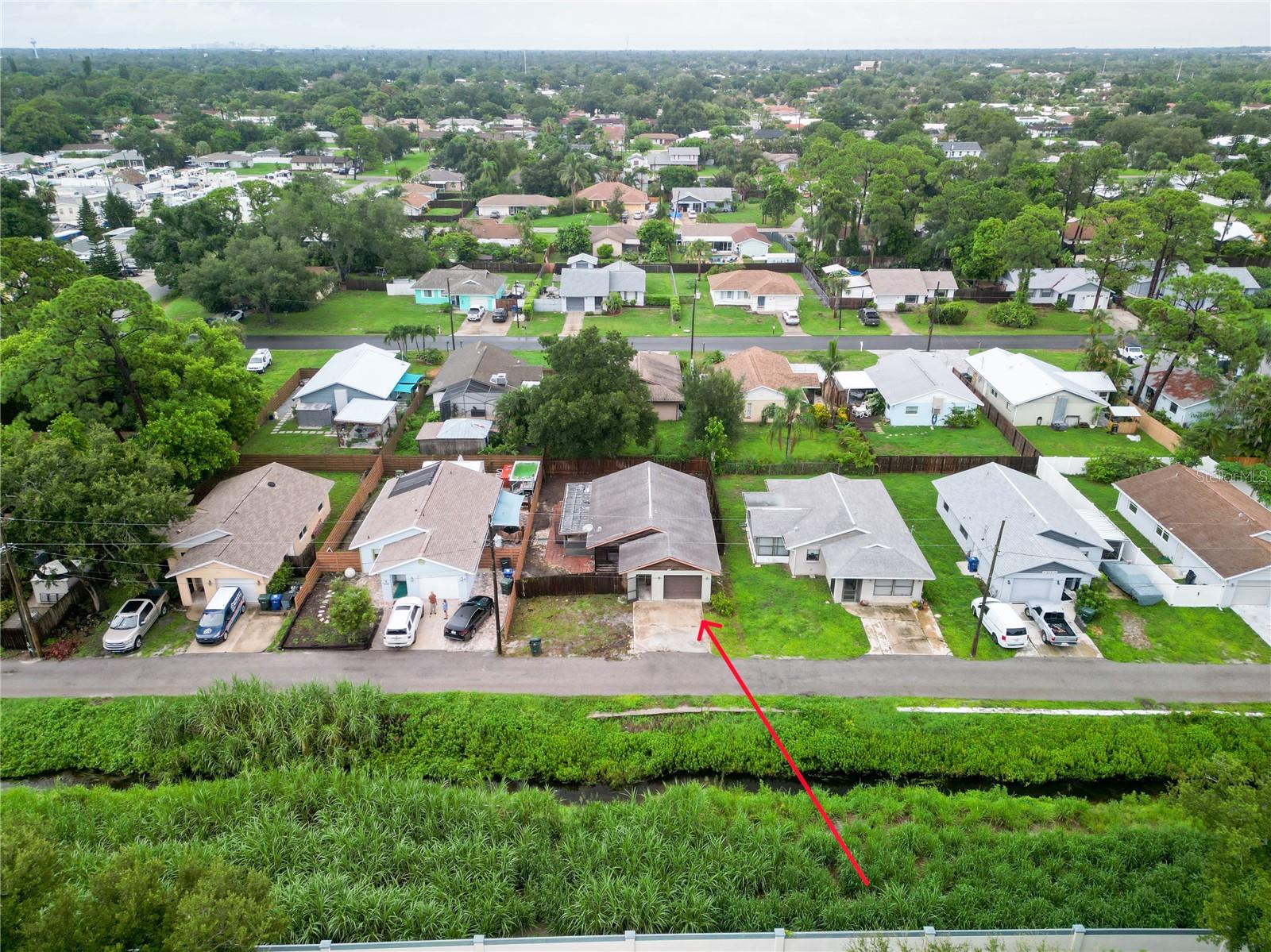 2227 Benson St Property Photo 3