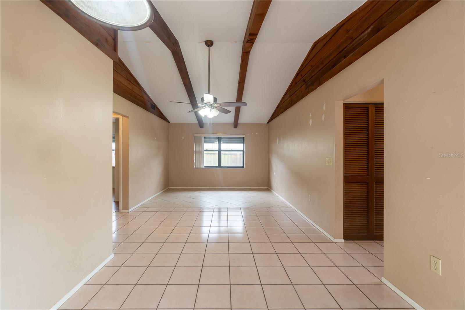 2227 Benson St Property Photo 14