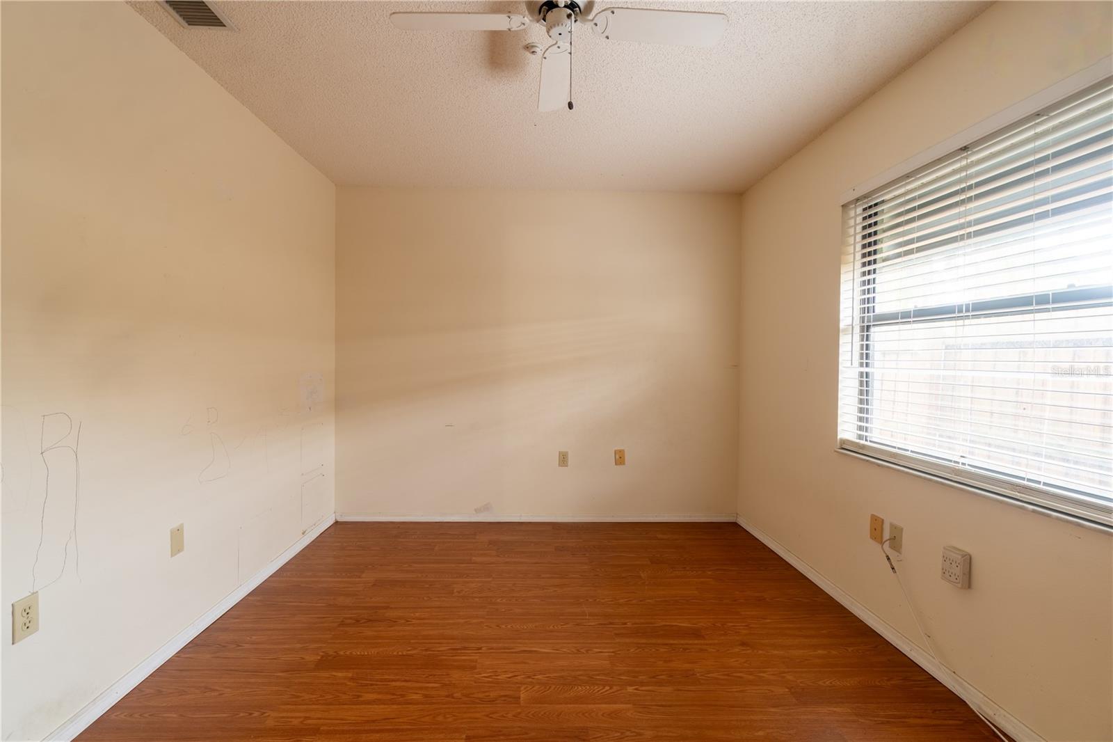 2227 Benson St Property Photo 19