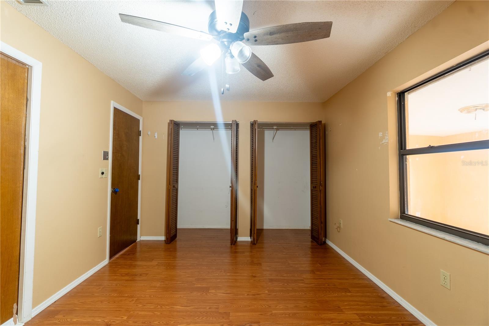 2227 Benson St Property Photo 25