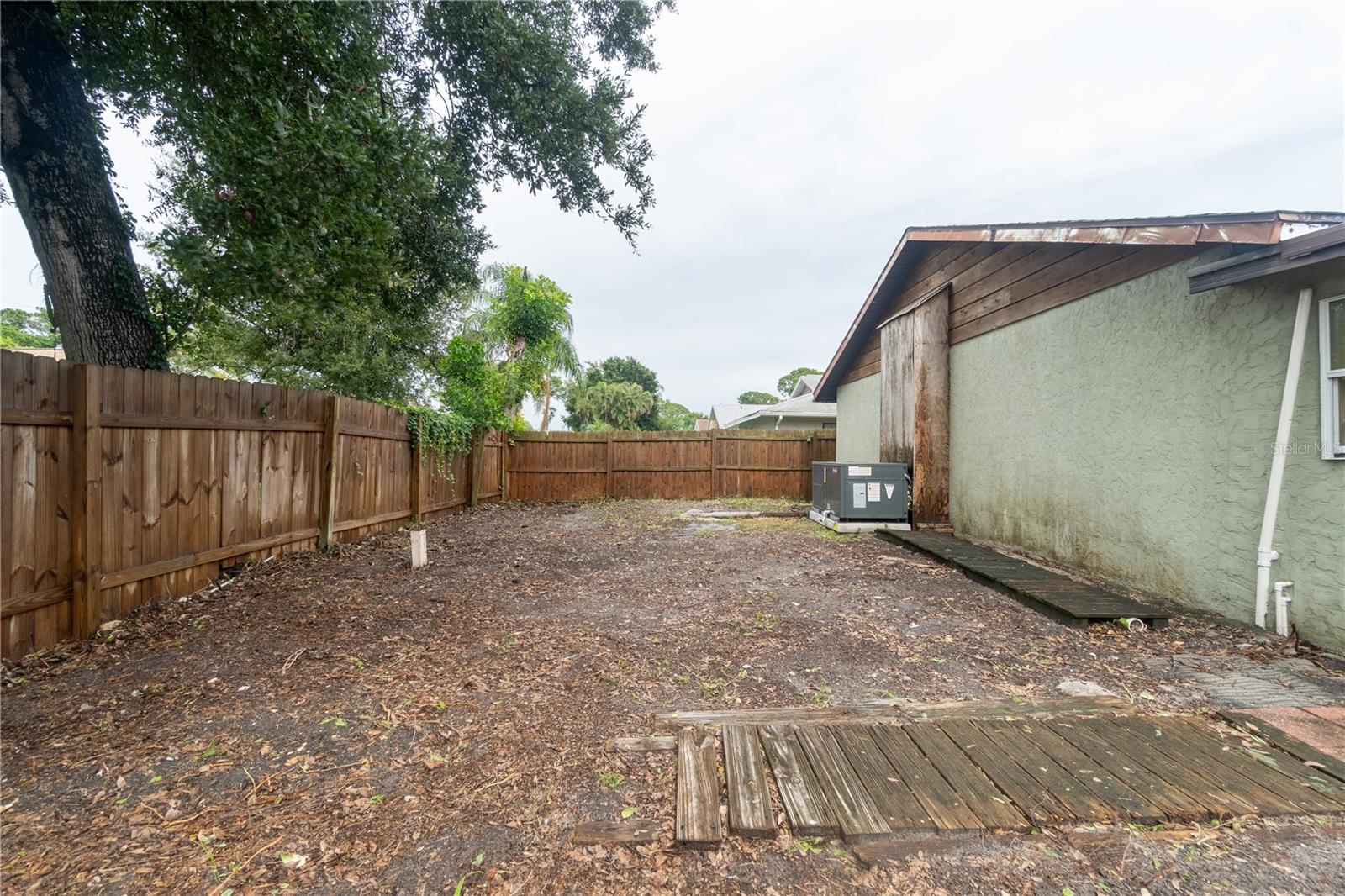 2227 Benson St Property Photo 30