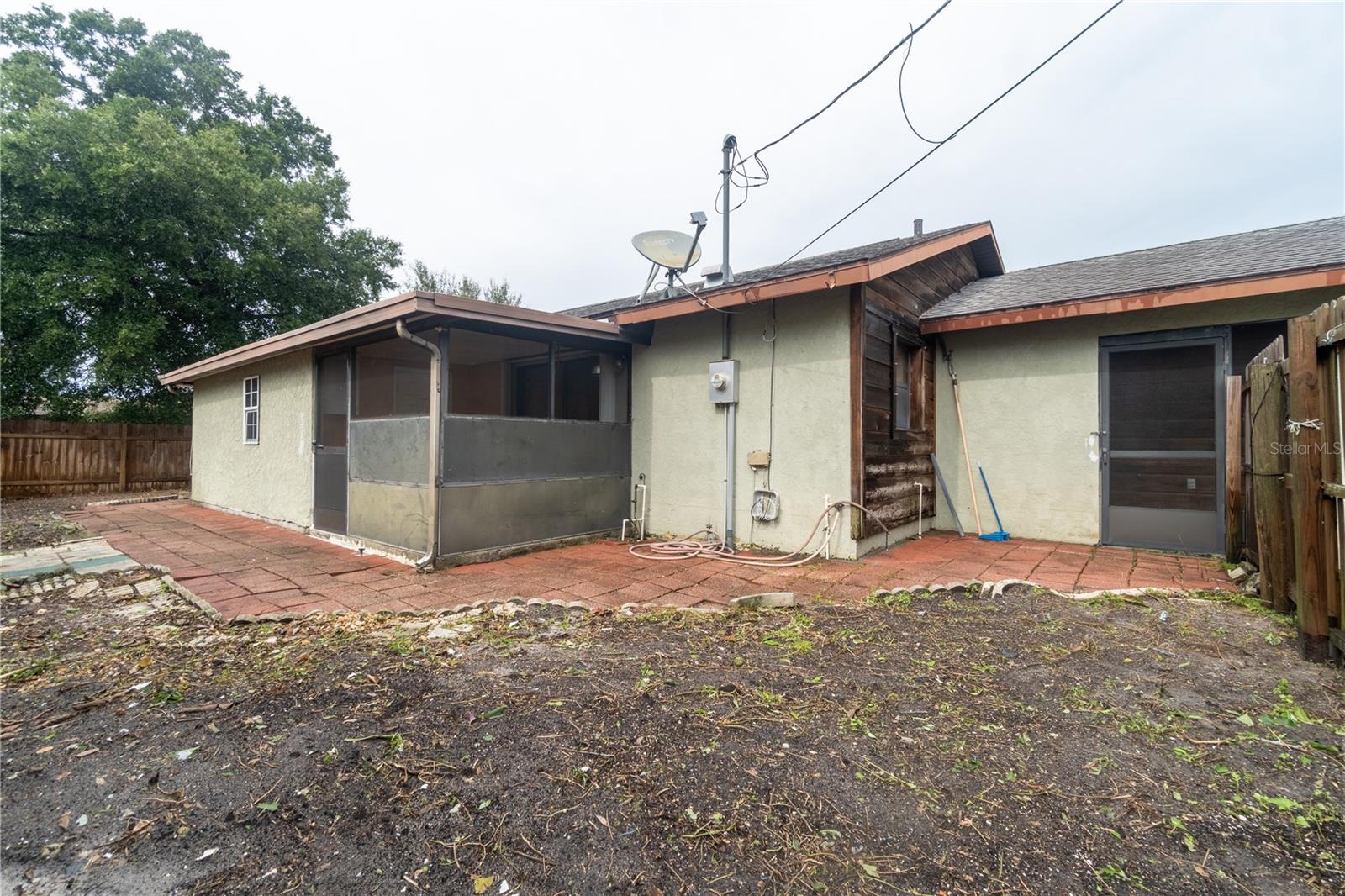 2227 Benson St Property Photo 33