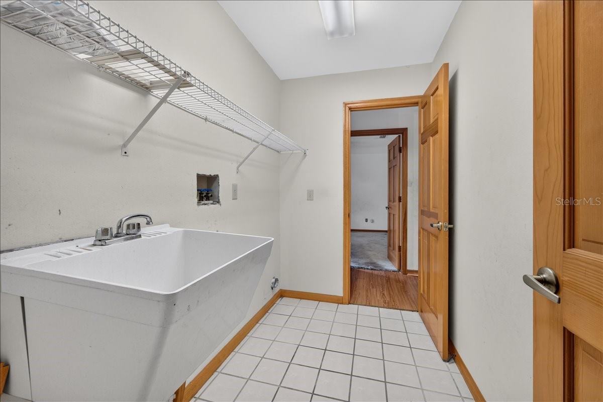 344 N Frederick Ave Property Photo 25