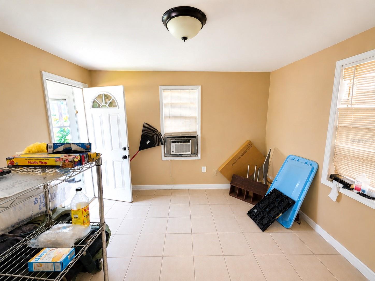 344 N Frederick Ave Property Photo 40