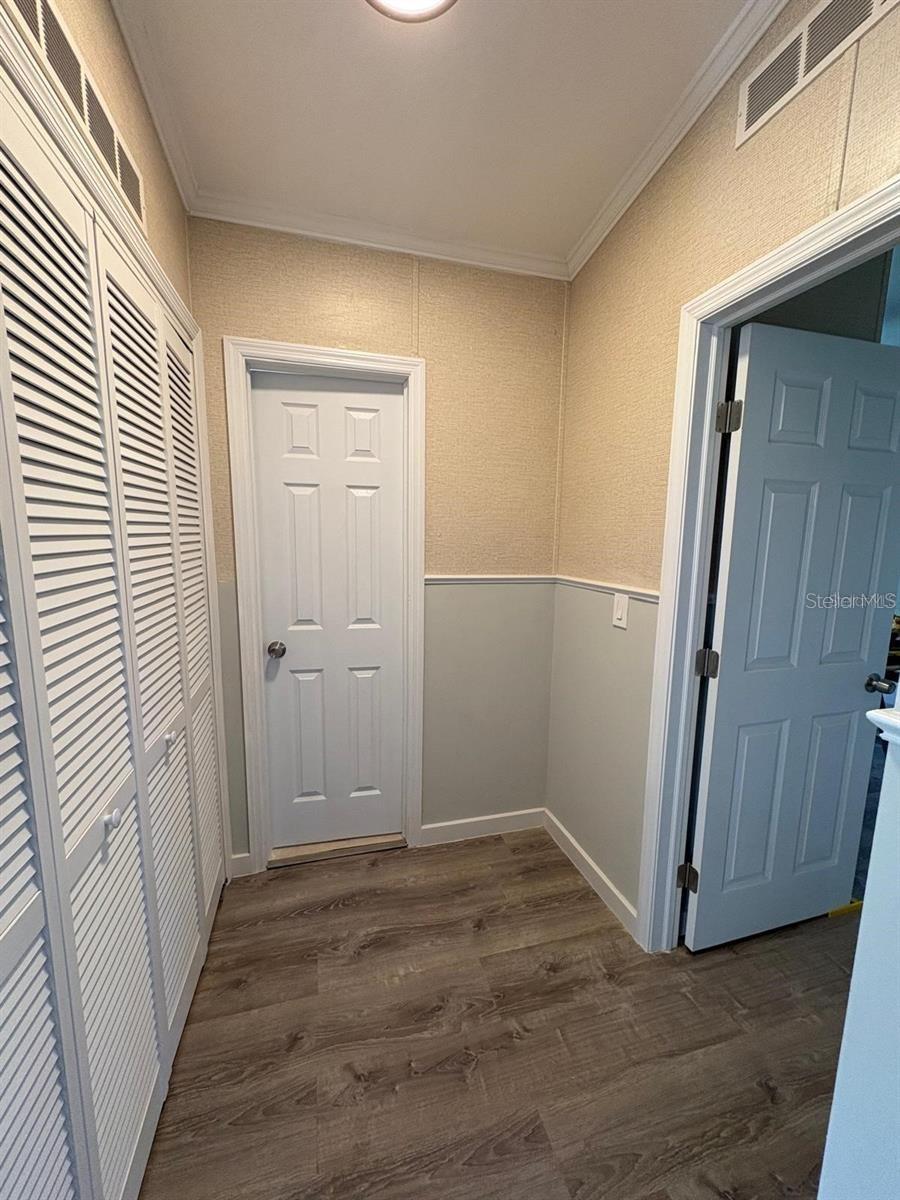 653 Los Altos Property Photo 15