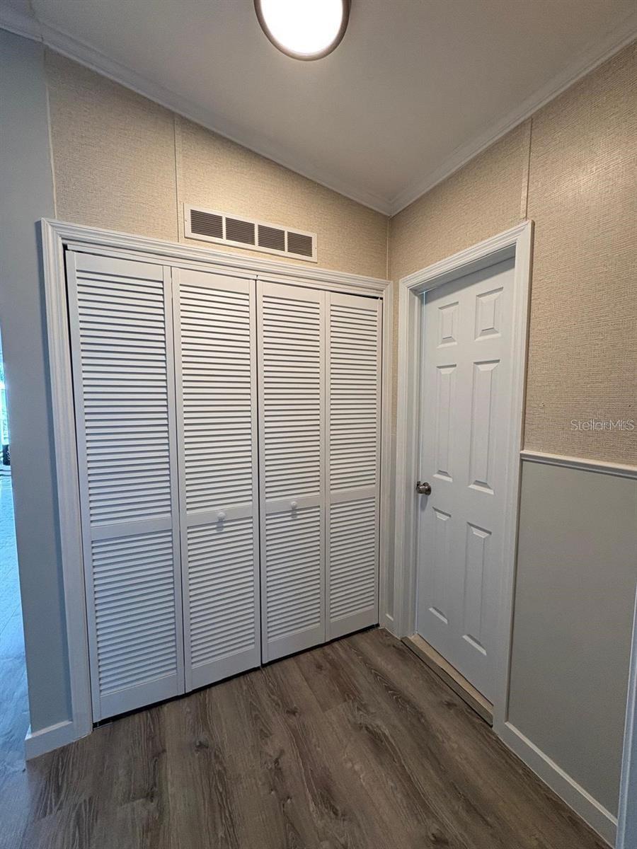 653 Los Altos Property Photo 17