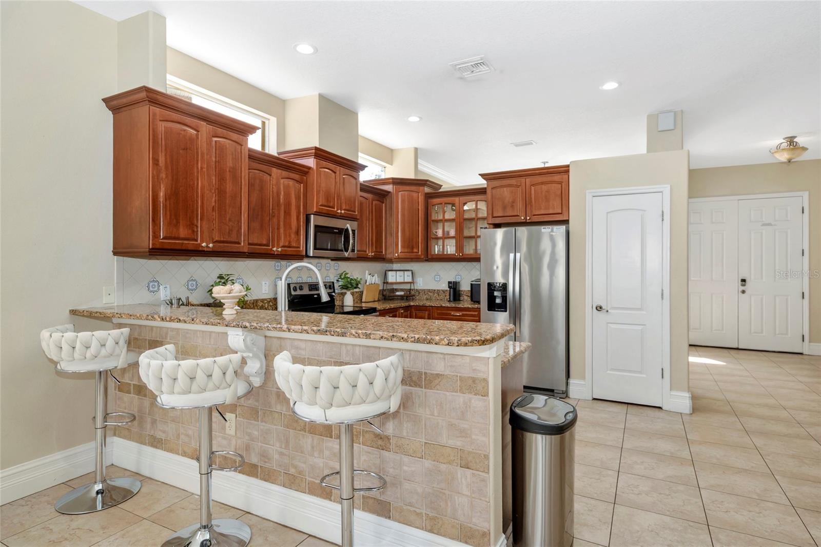 10806 Perez Dr Property Photo 12