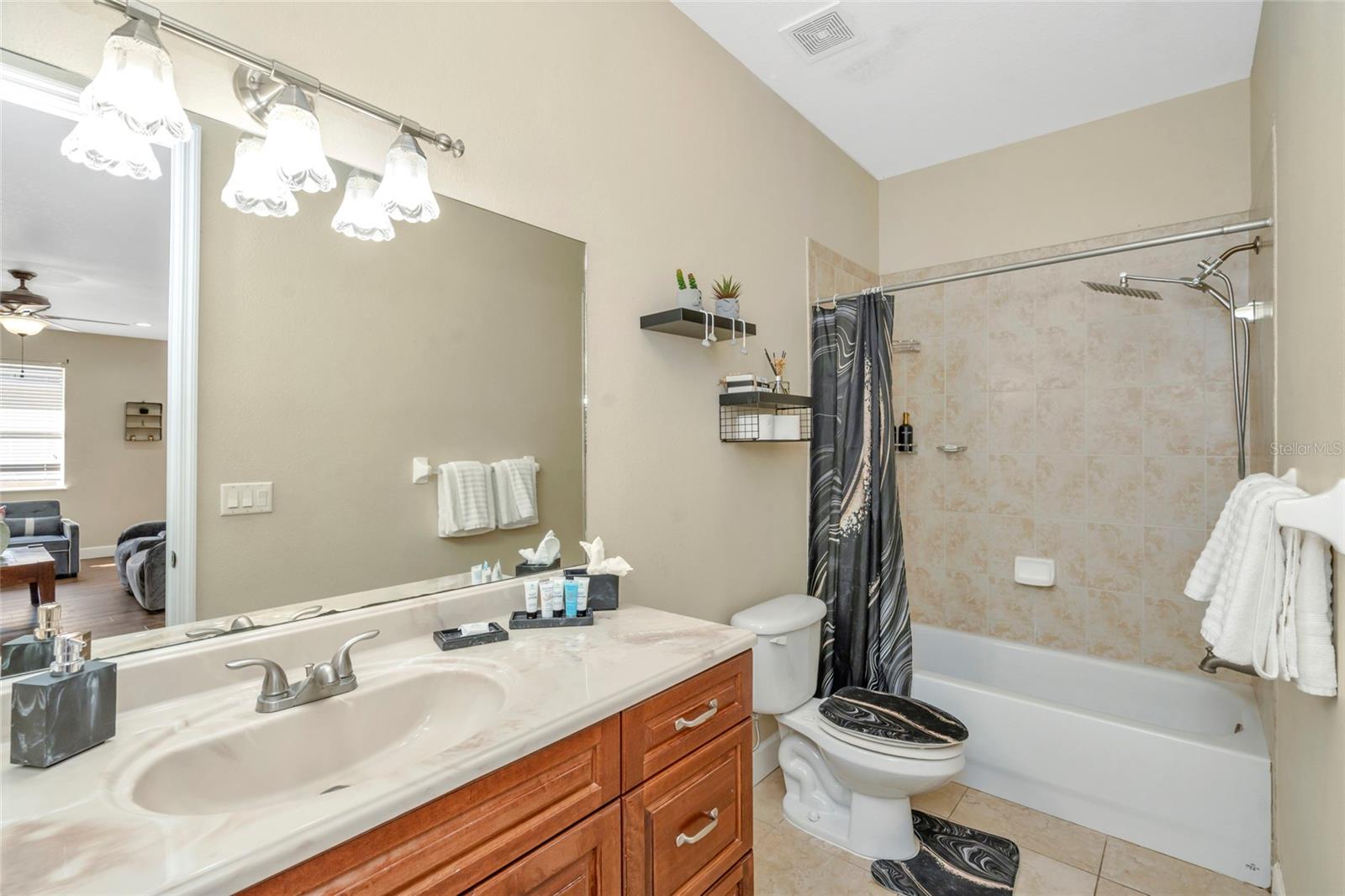 10806 Perez Dr Property Photo 31