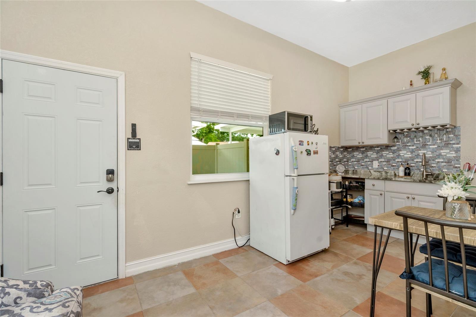 10806 Perez Dr Property Photo 42