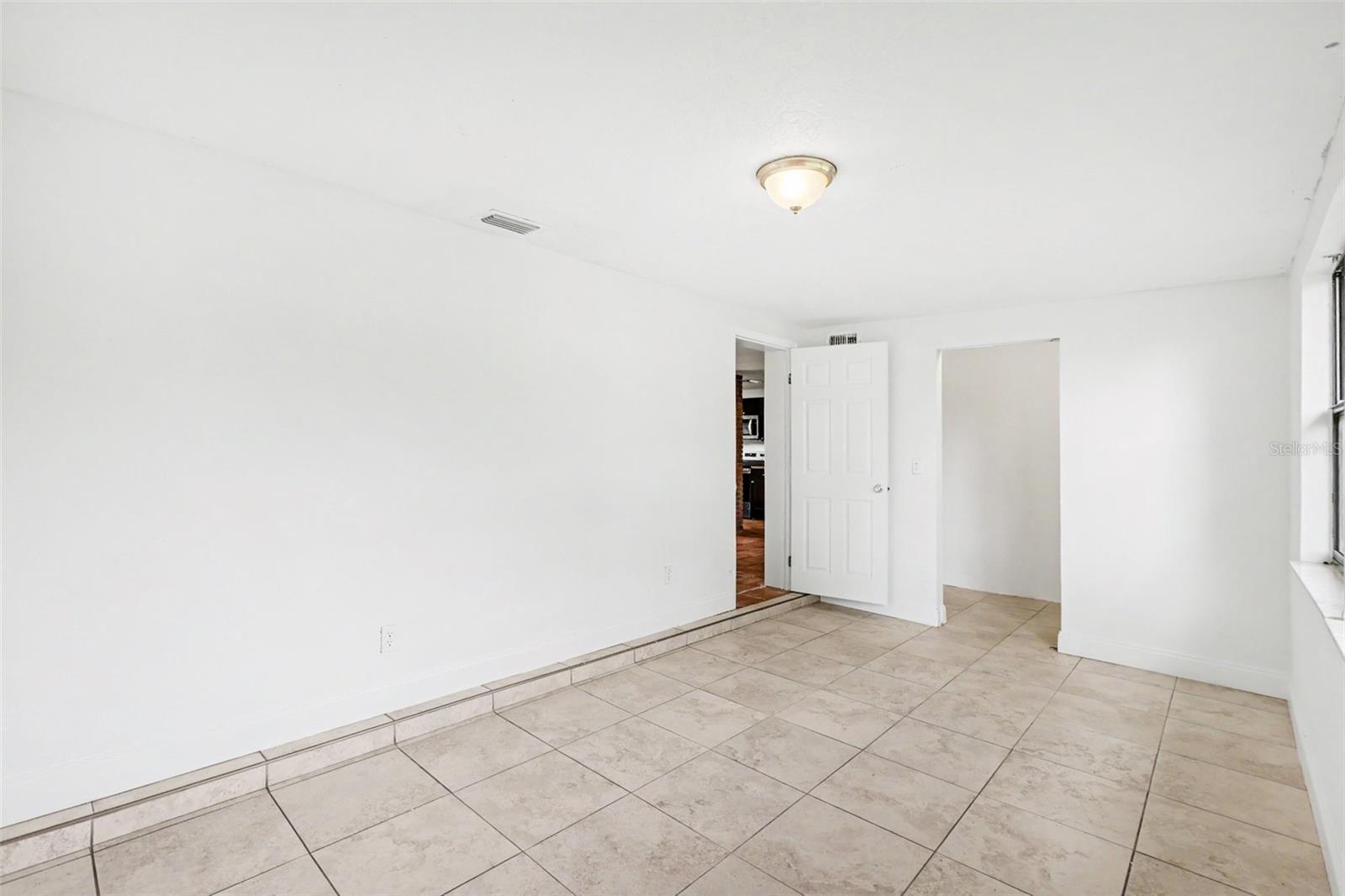 913 Lytle St Sw Property Photo 8