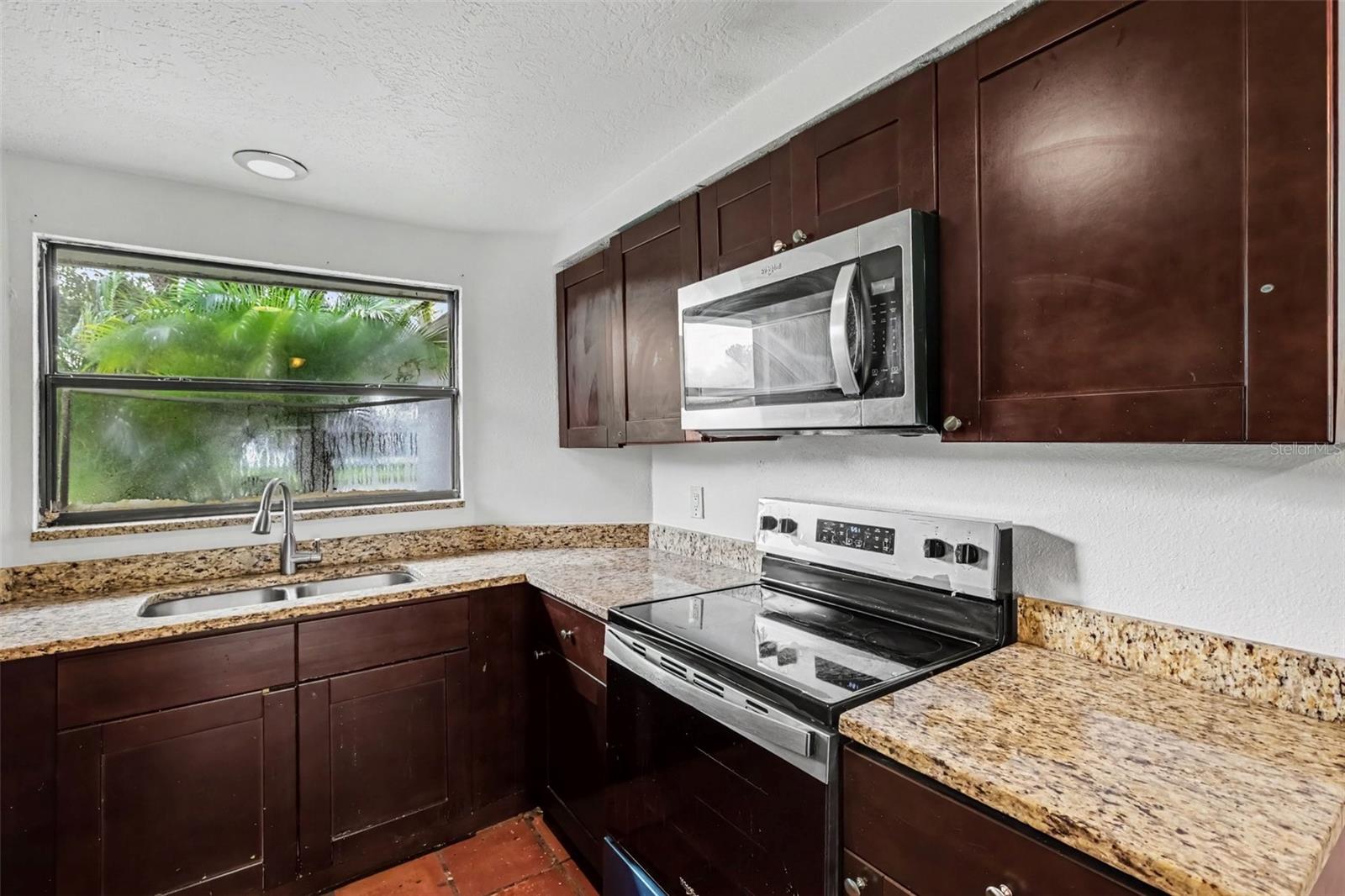 913 Lytle St Sw Property Photo 12