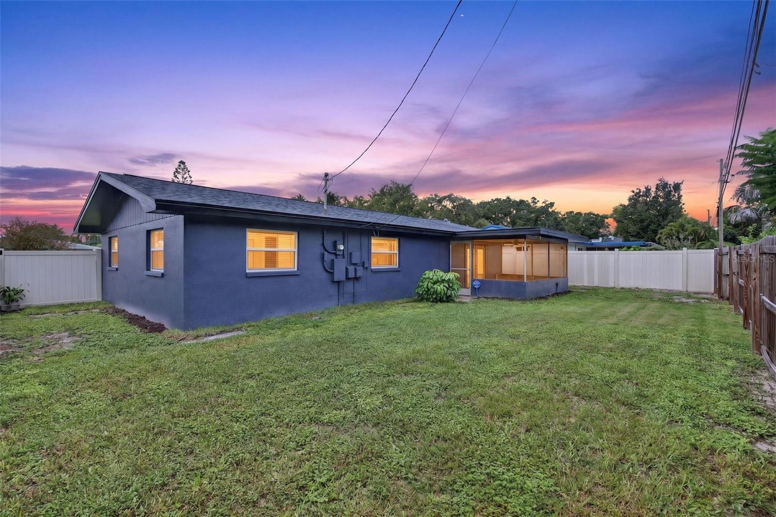 1748 Greenlea Dr Property Photo 2