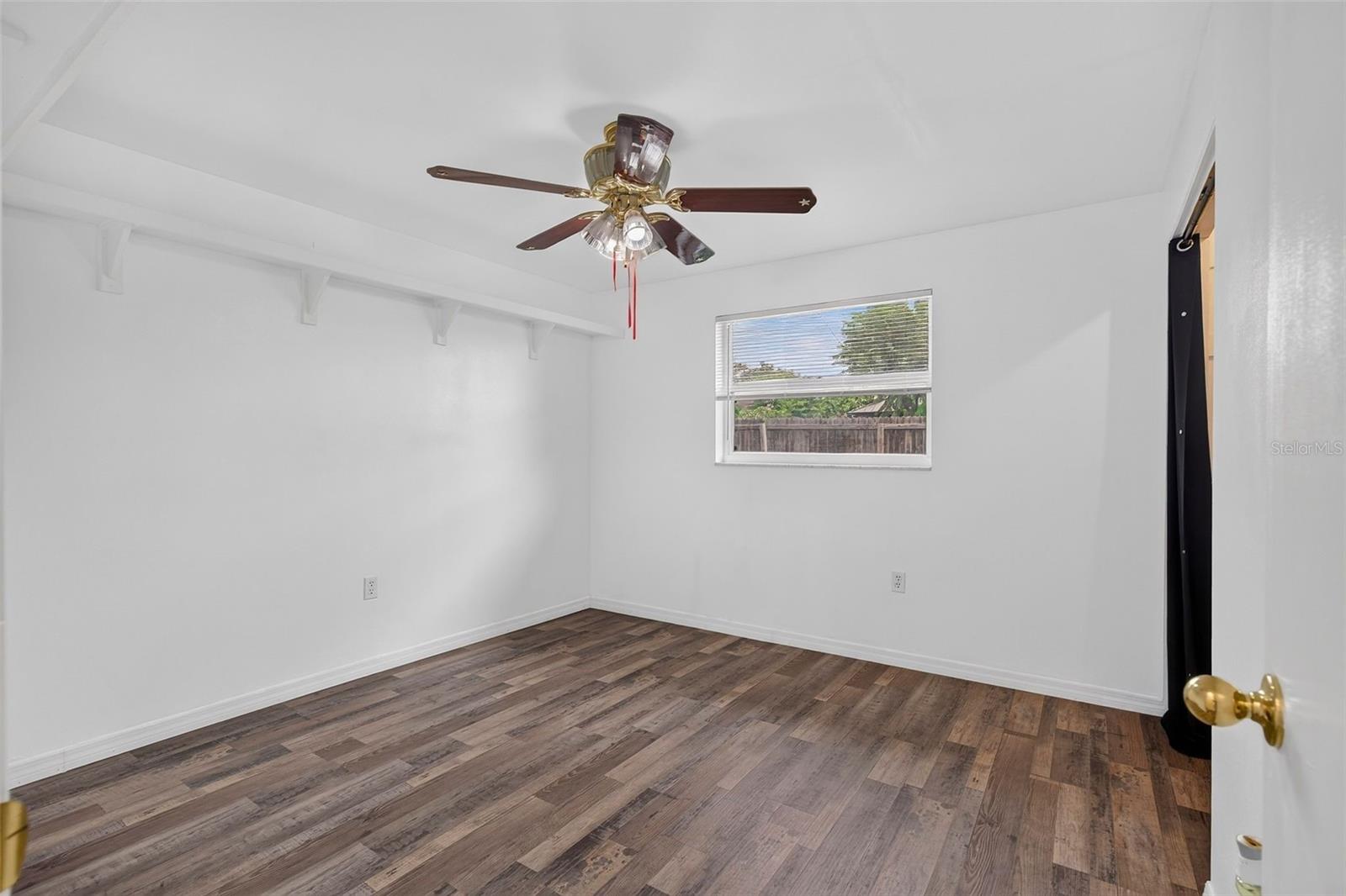 1748 Greenlea Dr Property Photo 28