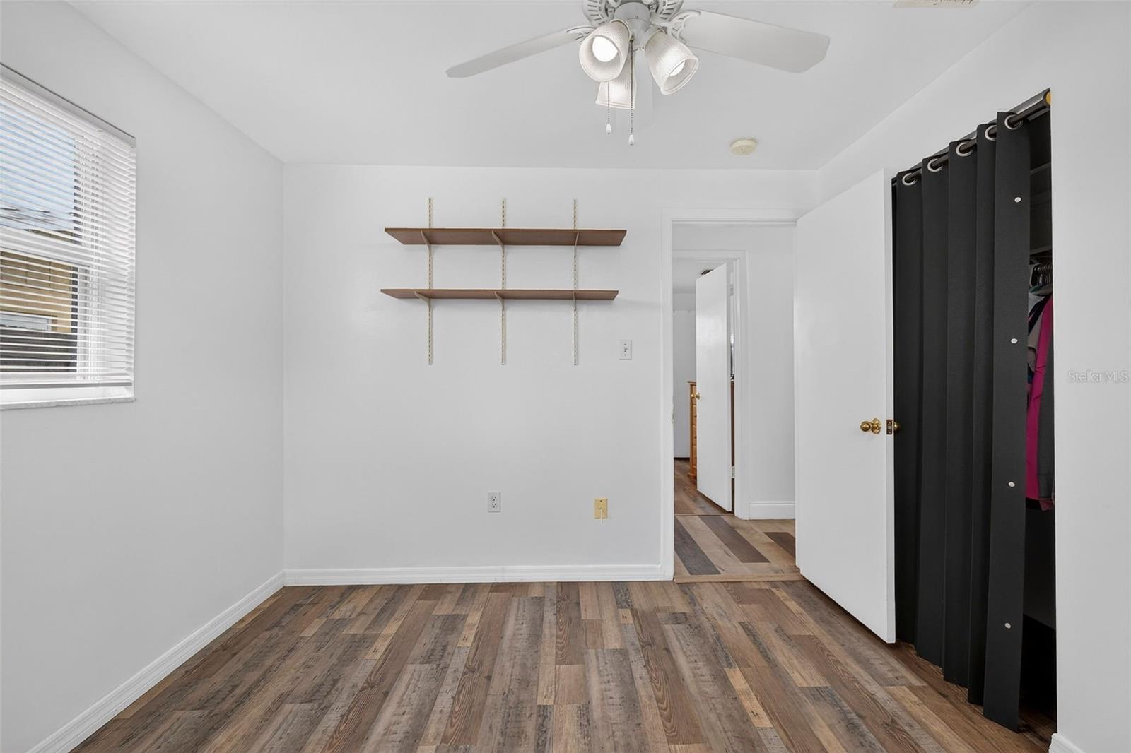 1748 Greenlea Dr Property Photo 32