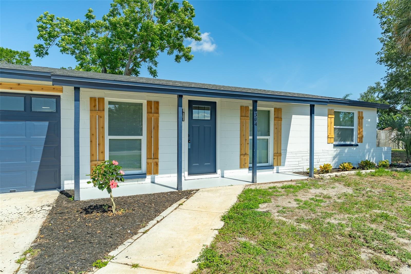 6304 Florida Cir W Property Photo 1