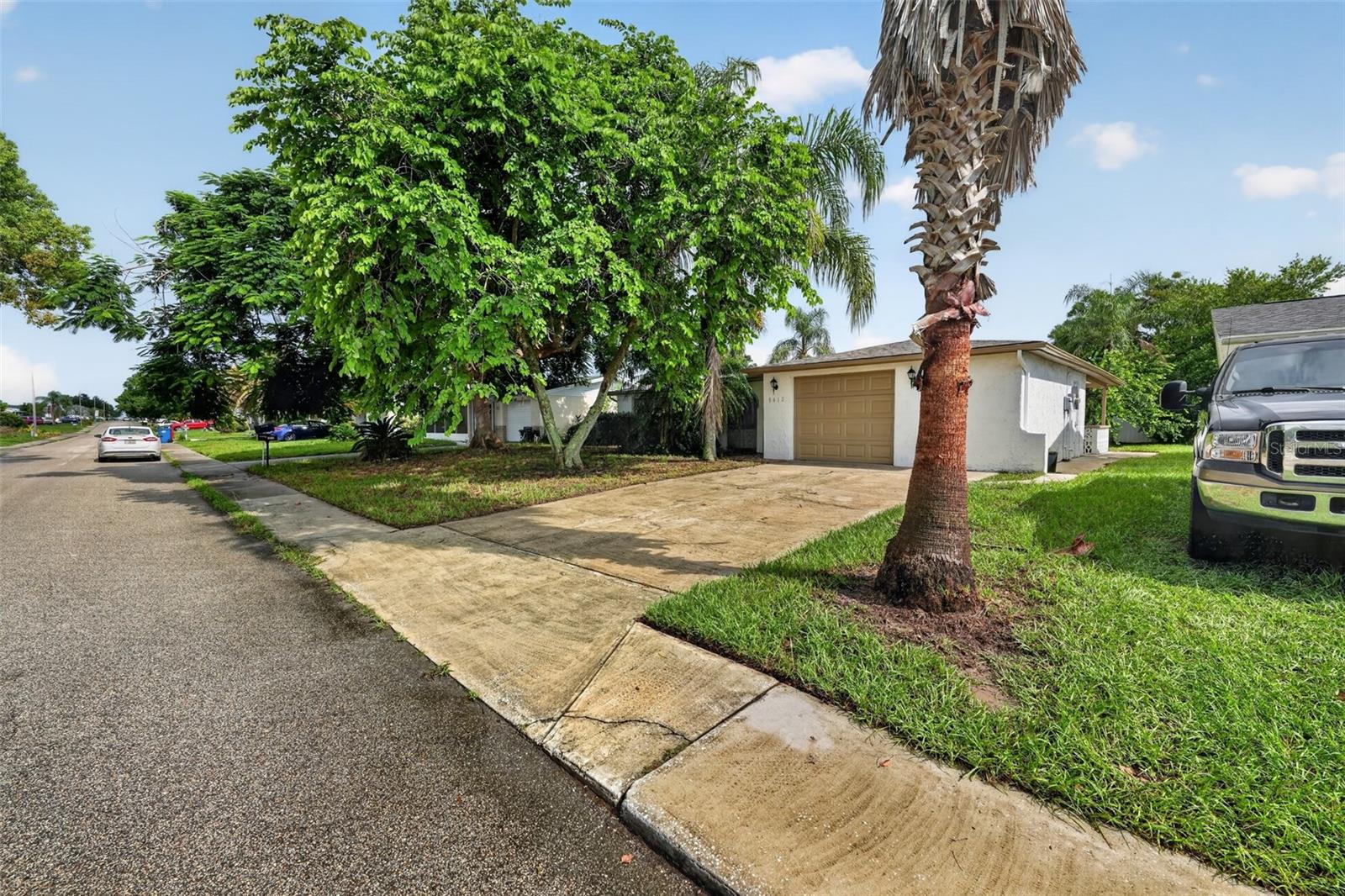 5612 Mockingbird Dr Property Photo 1