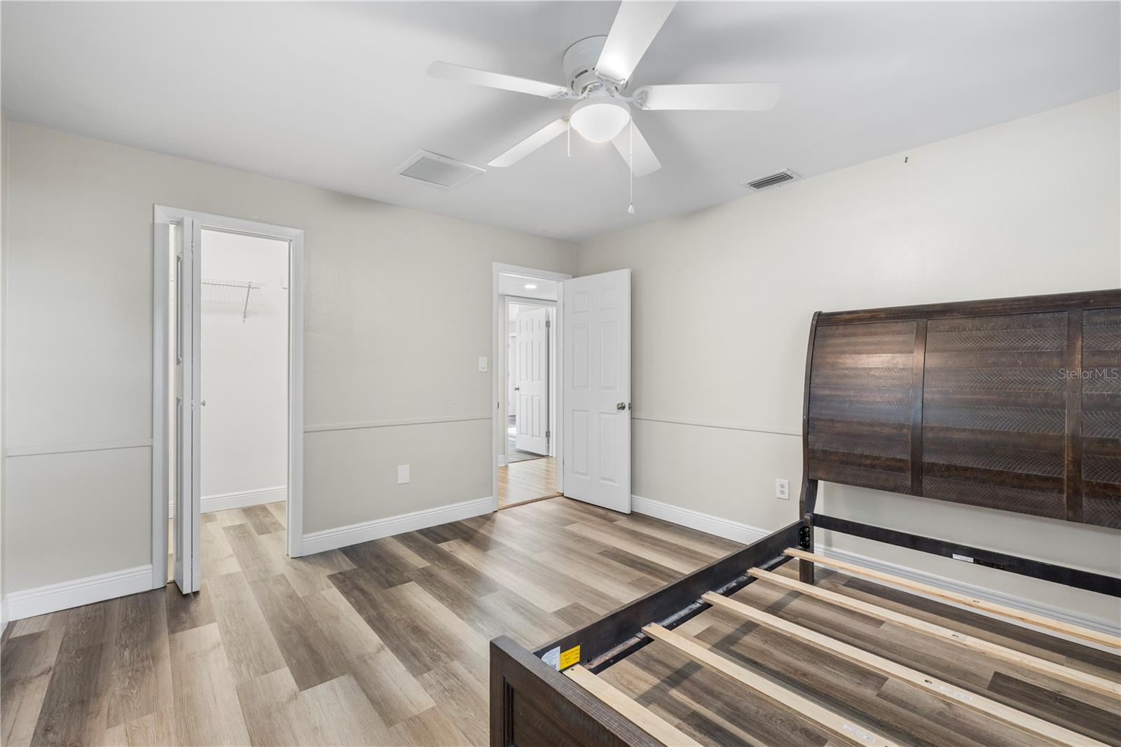 13589 101st Ter Property Photo 32
