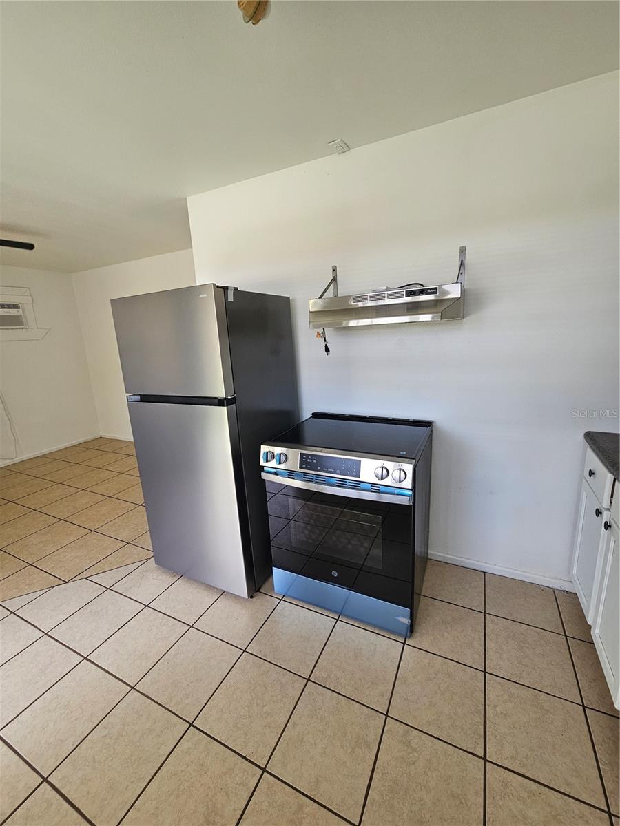5801 11th Street Ct E Property Photo 9