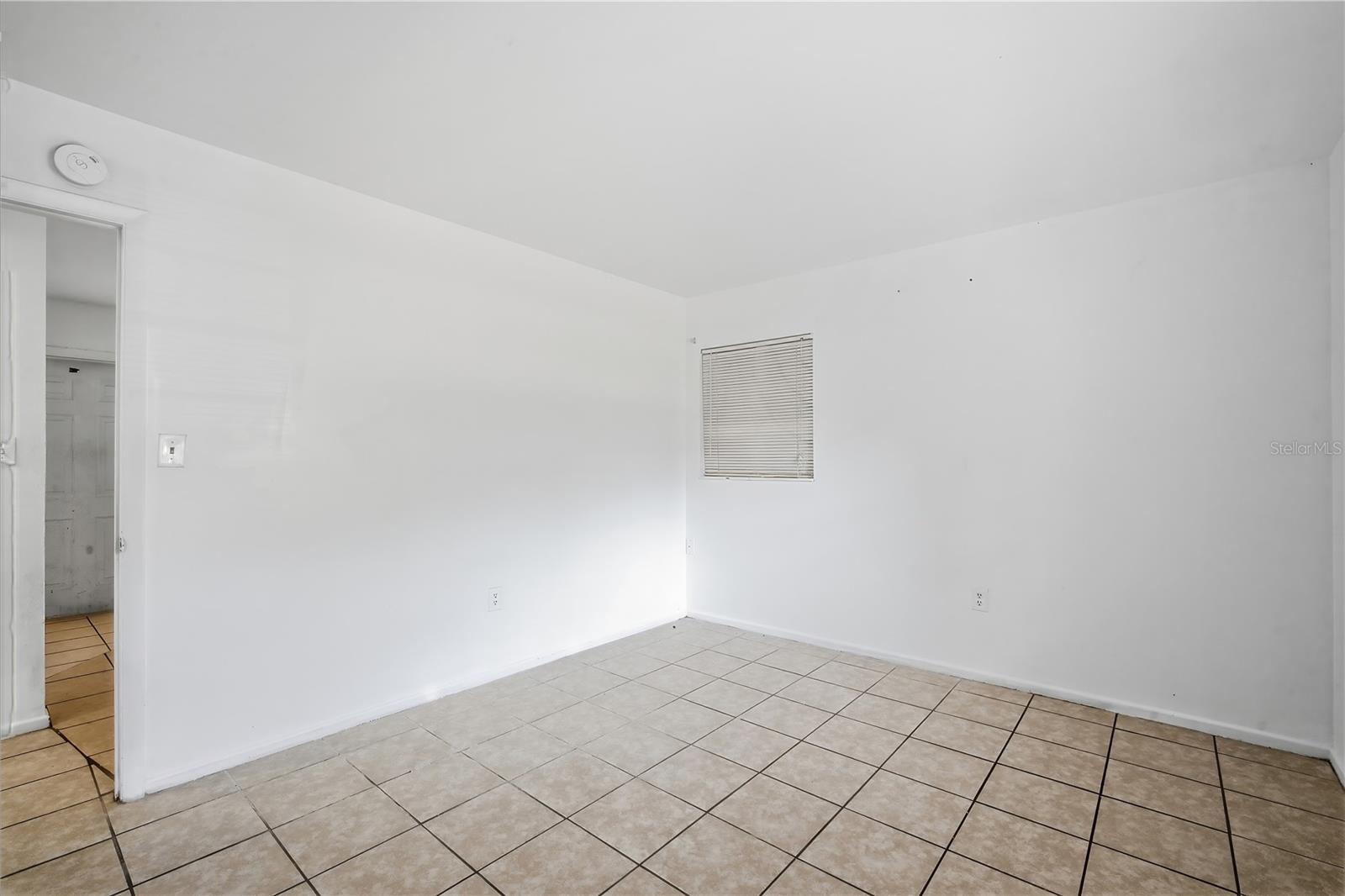5801 11th Street Ct E Property Photo 11