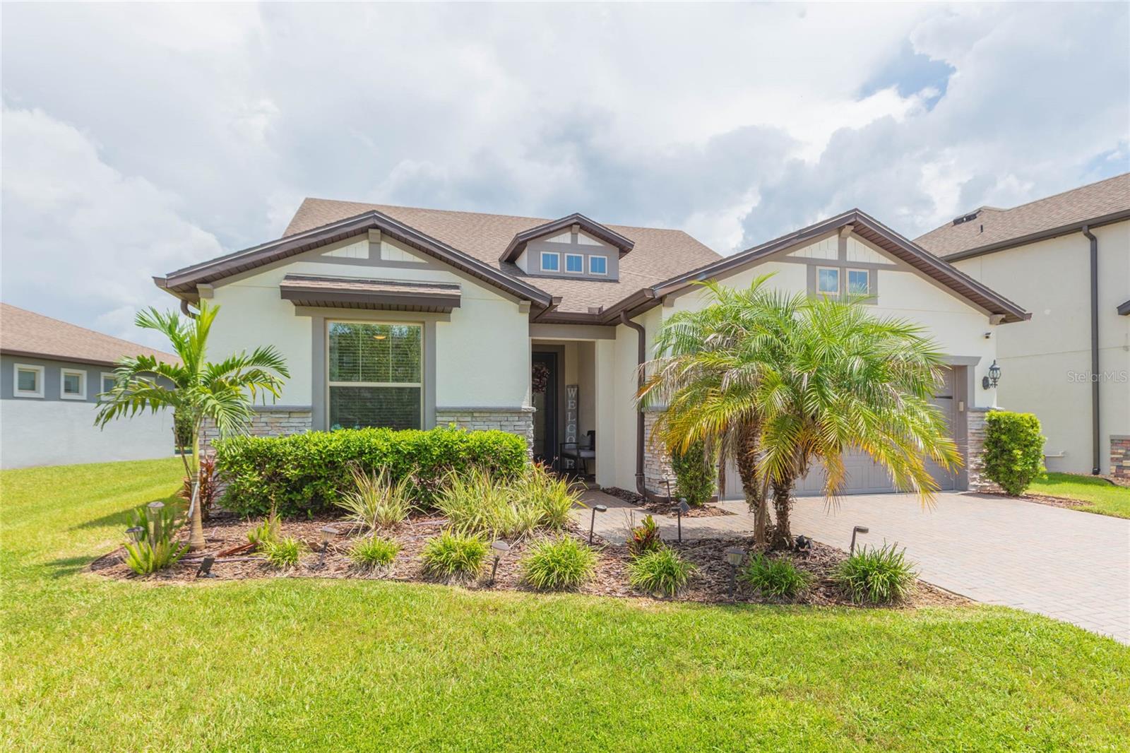 7430 POOL COMPASS LOOP Property Photo 1