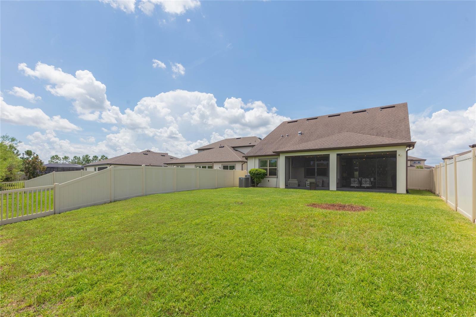 7430 Pool Compass Loop Property Photo 47