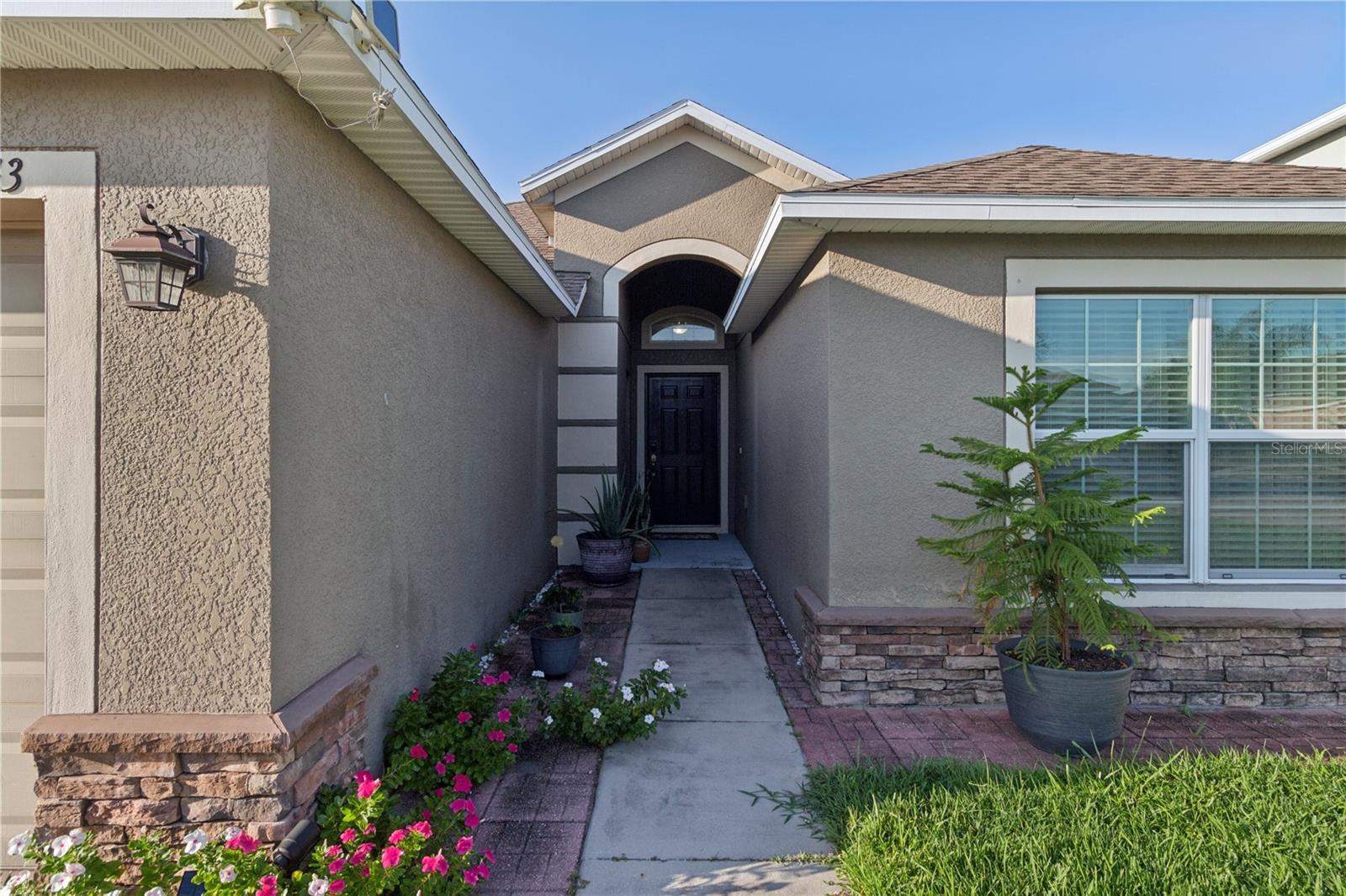 13743 Newport Shores Dr Property Photo 4