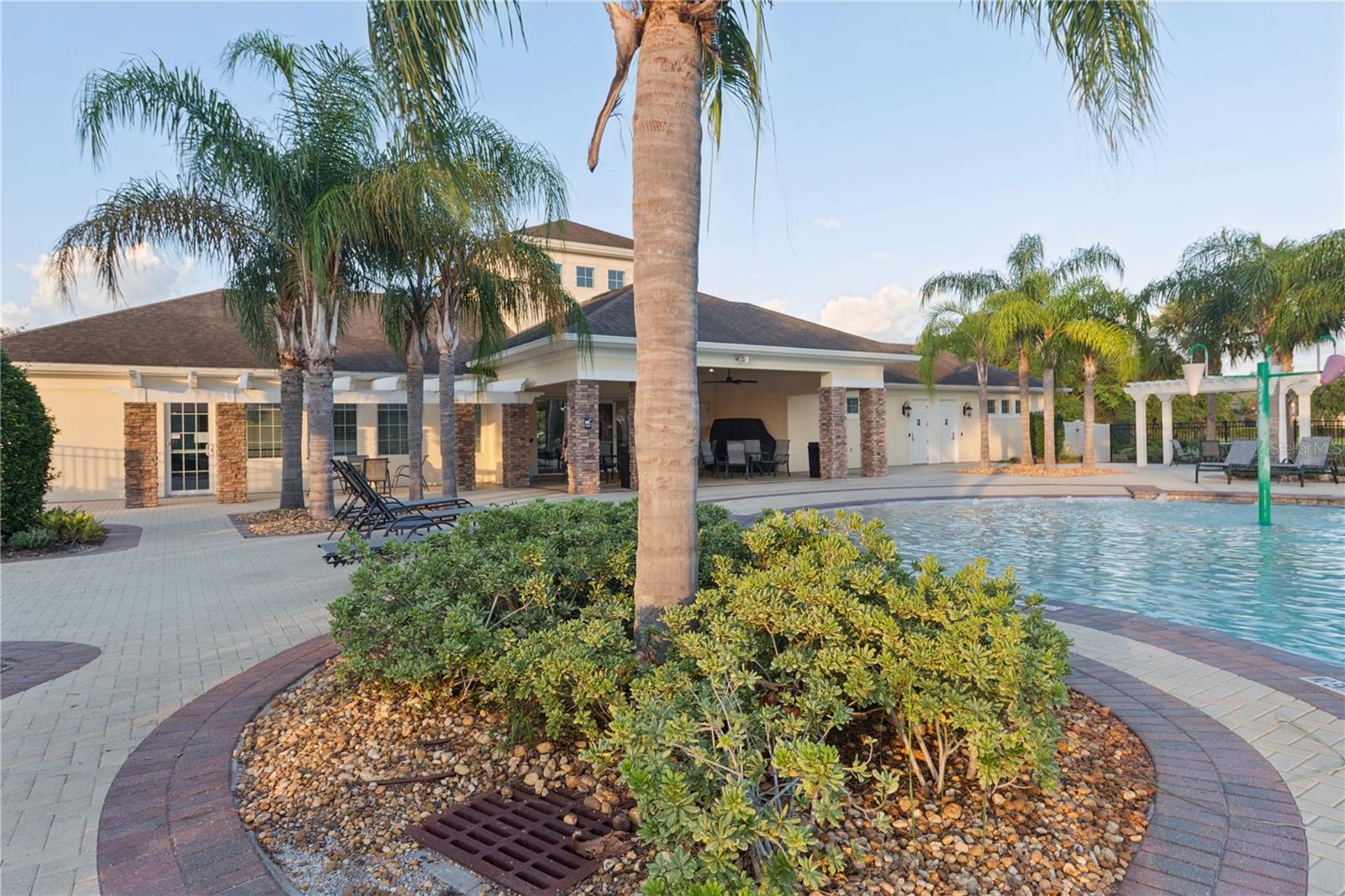 13743 Newport Shores Dr Property Photo 36