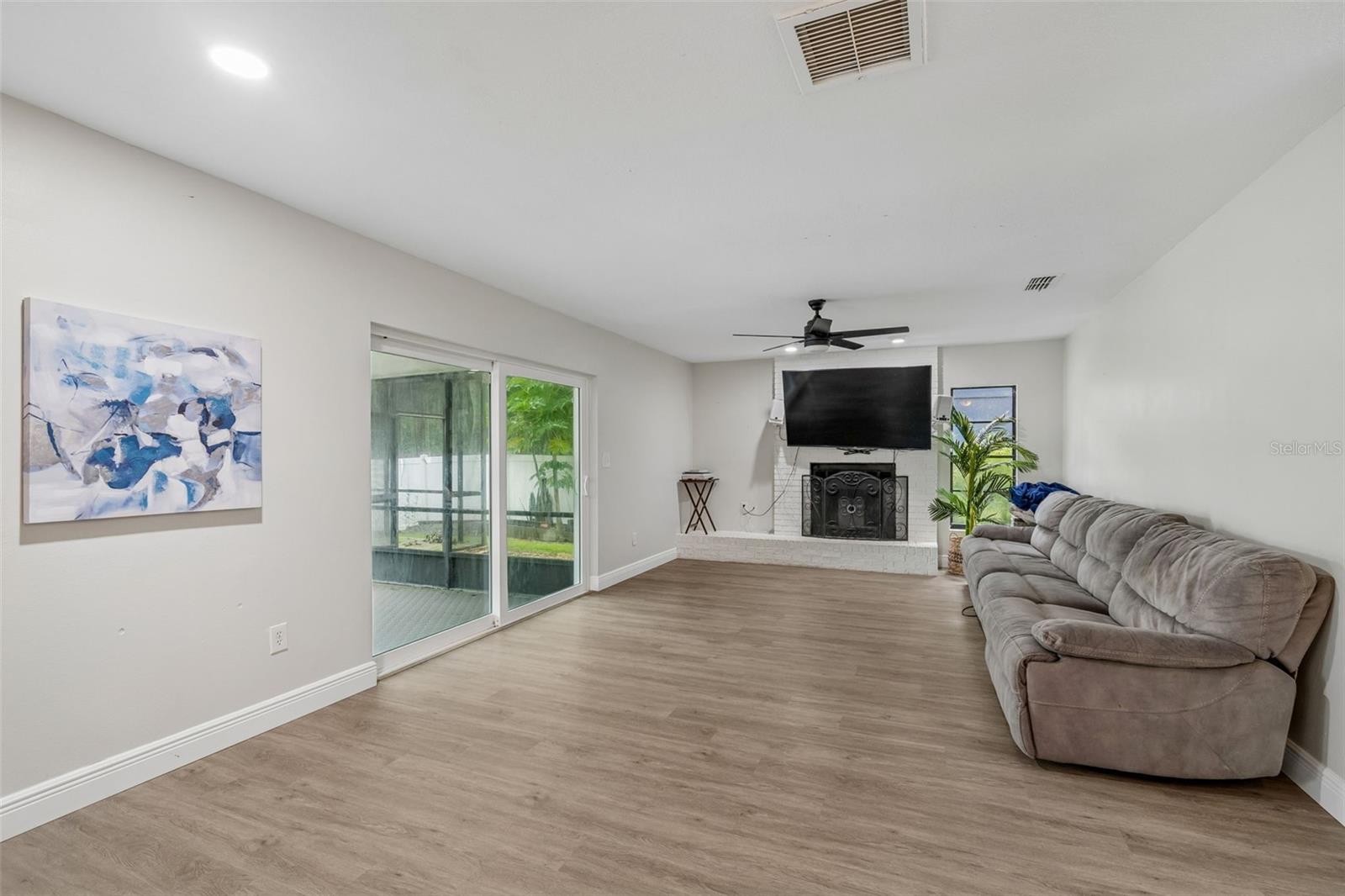 16507 Cranwood Pl Property Photo 10