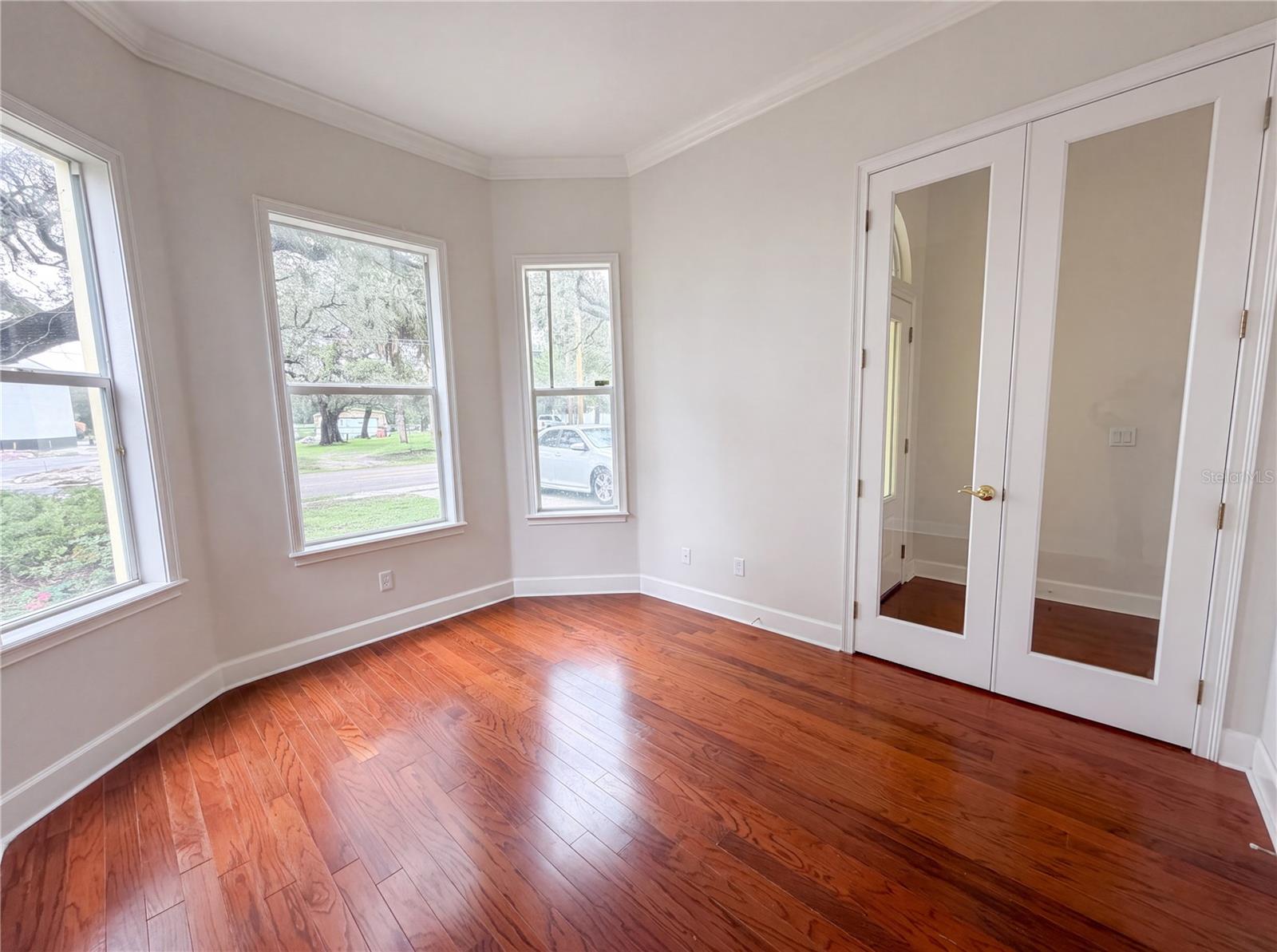 6215 Interbay Blvd Property Photo 10