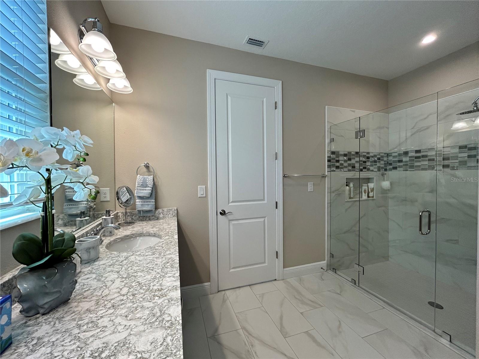 6085 Hidden Branch Dr Property Photo 41