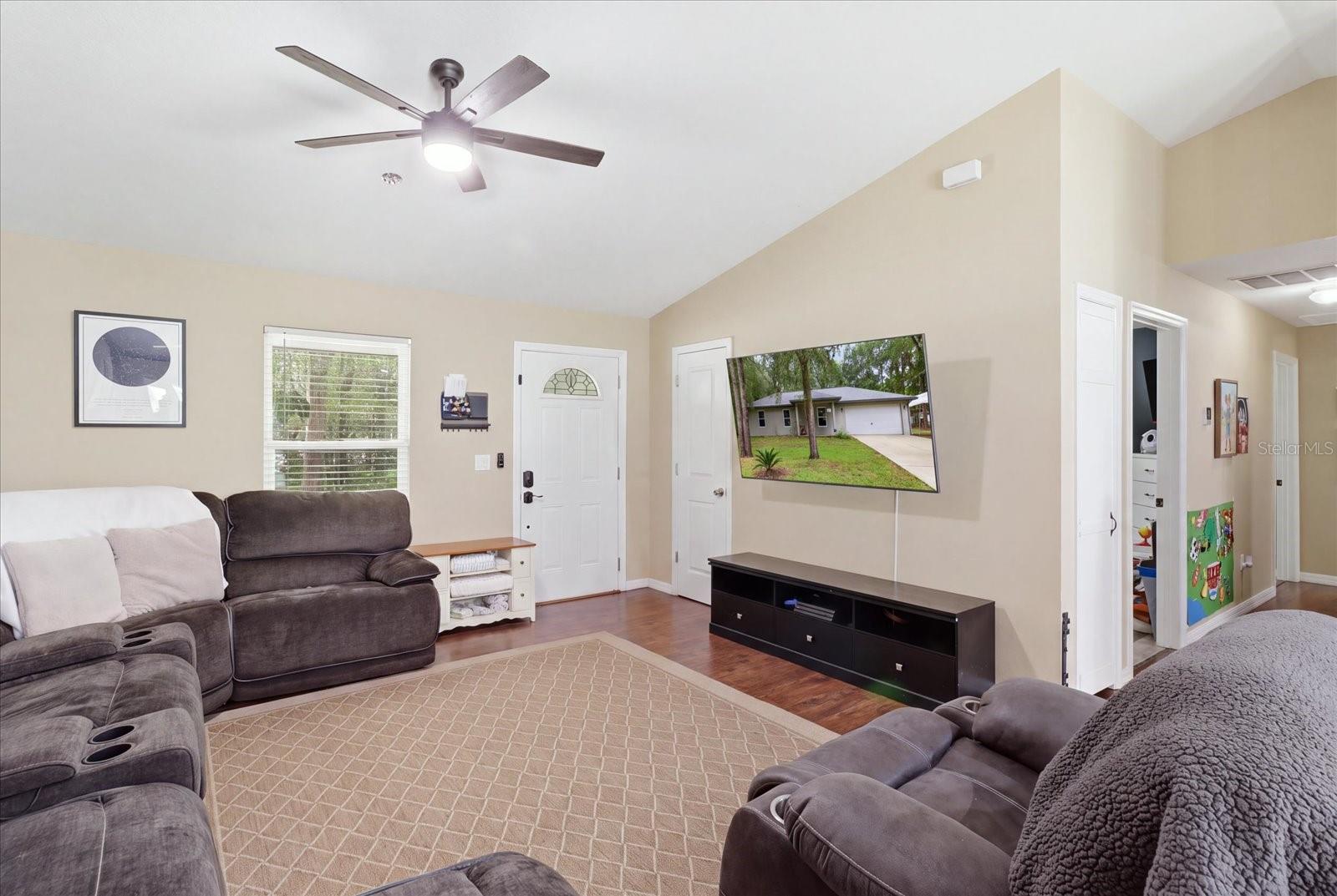 6461 E Mobile St Property Photo 10