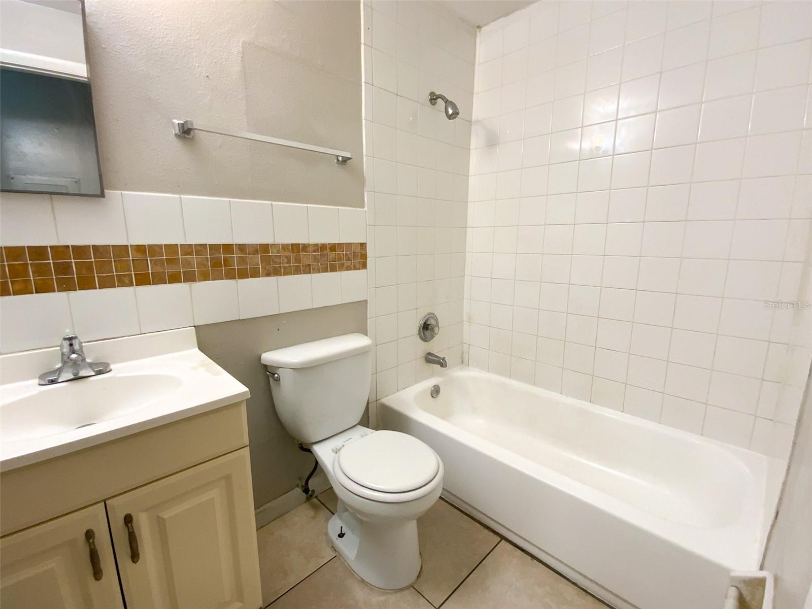 2205 Irene St #4 Property Photo 12