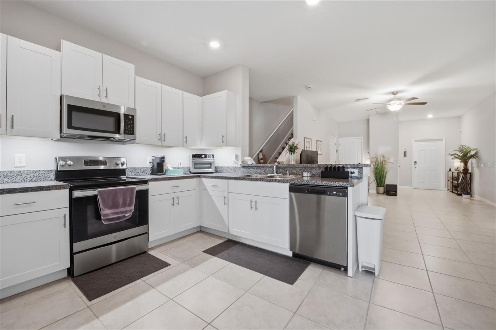 4459 Globe Thistle Dr Property Photo 3