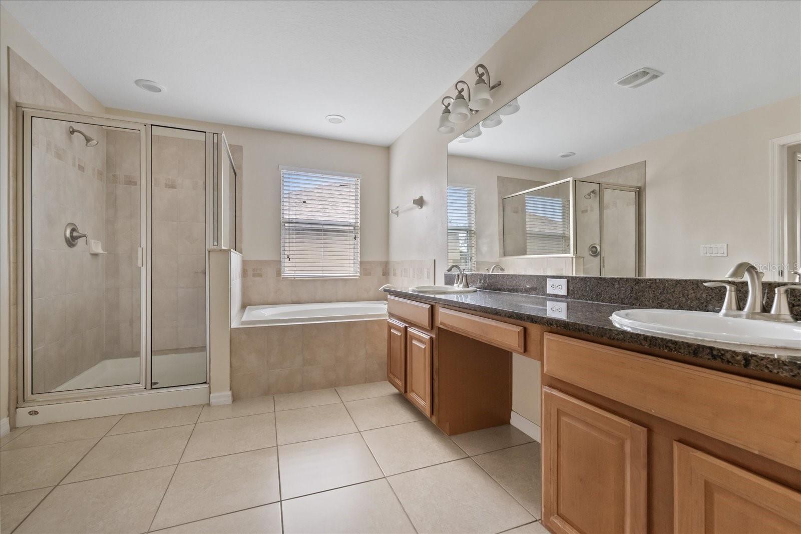 10616 Liberty Bell Dr Property Photo 32