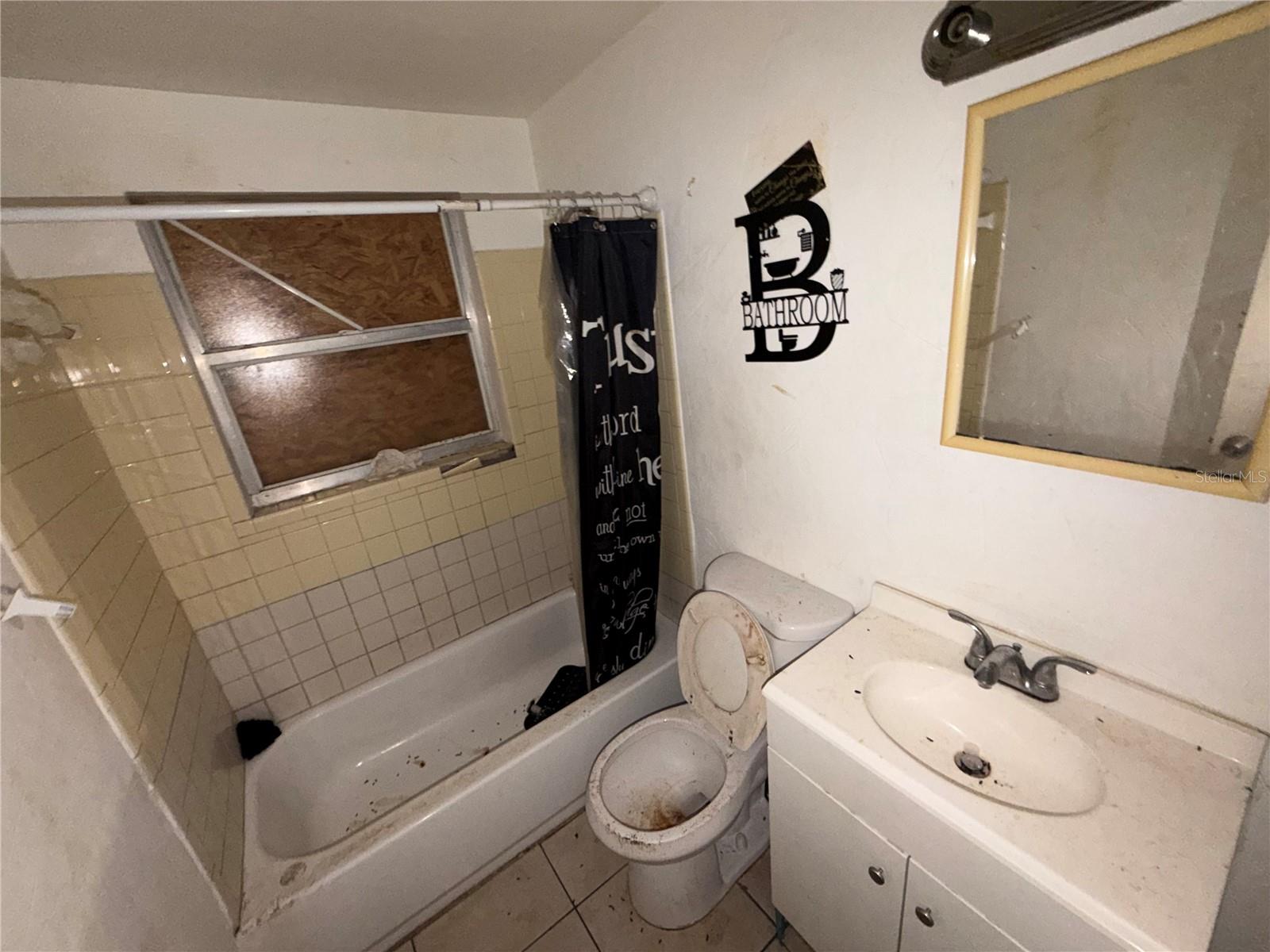 1764 24th St Property Photo 12