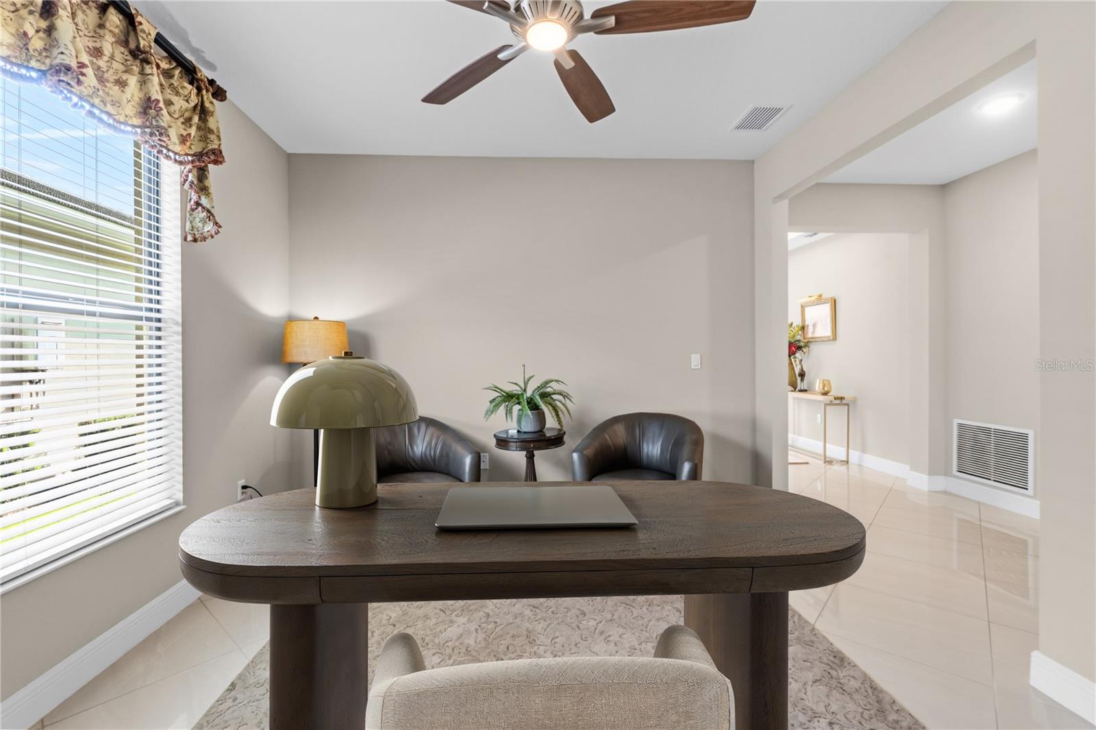 4925 Surfside Cir Property Photo 13