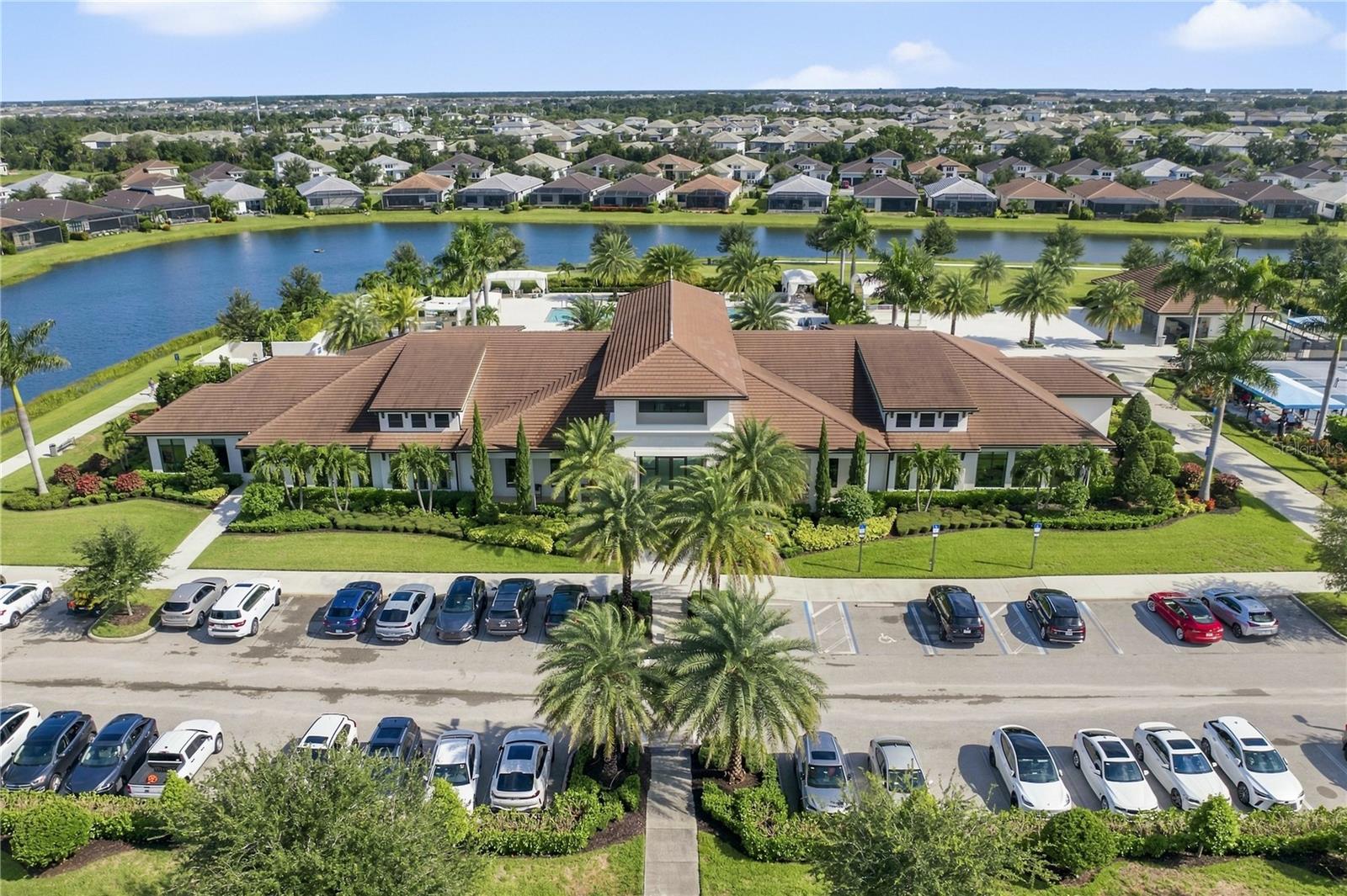 4925 Surfside Cir Property Photo 55