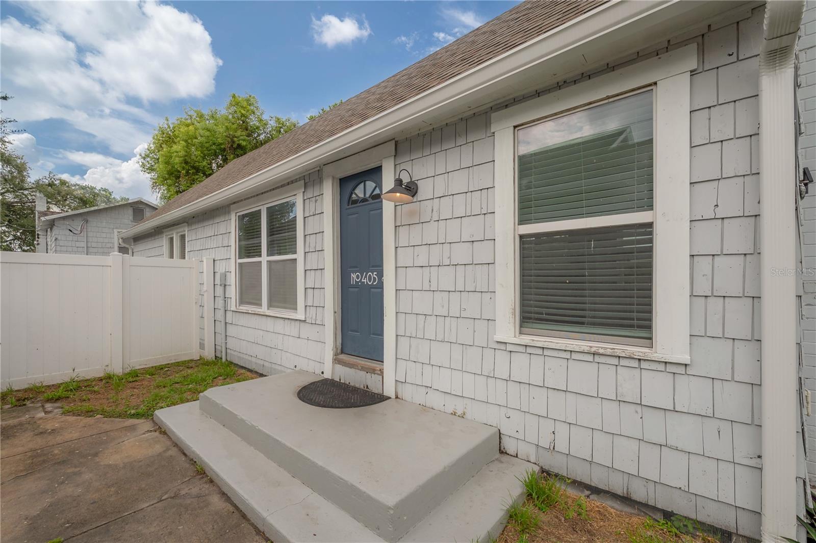 405 E Cayuga St Property Photo 1