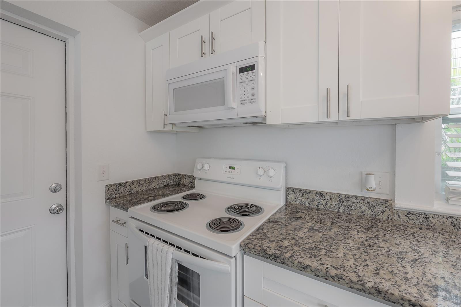 405 E Cayuga St Property Photo 9